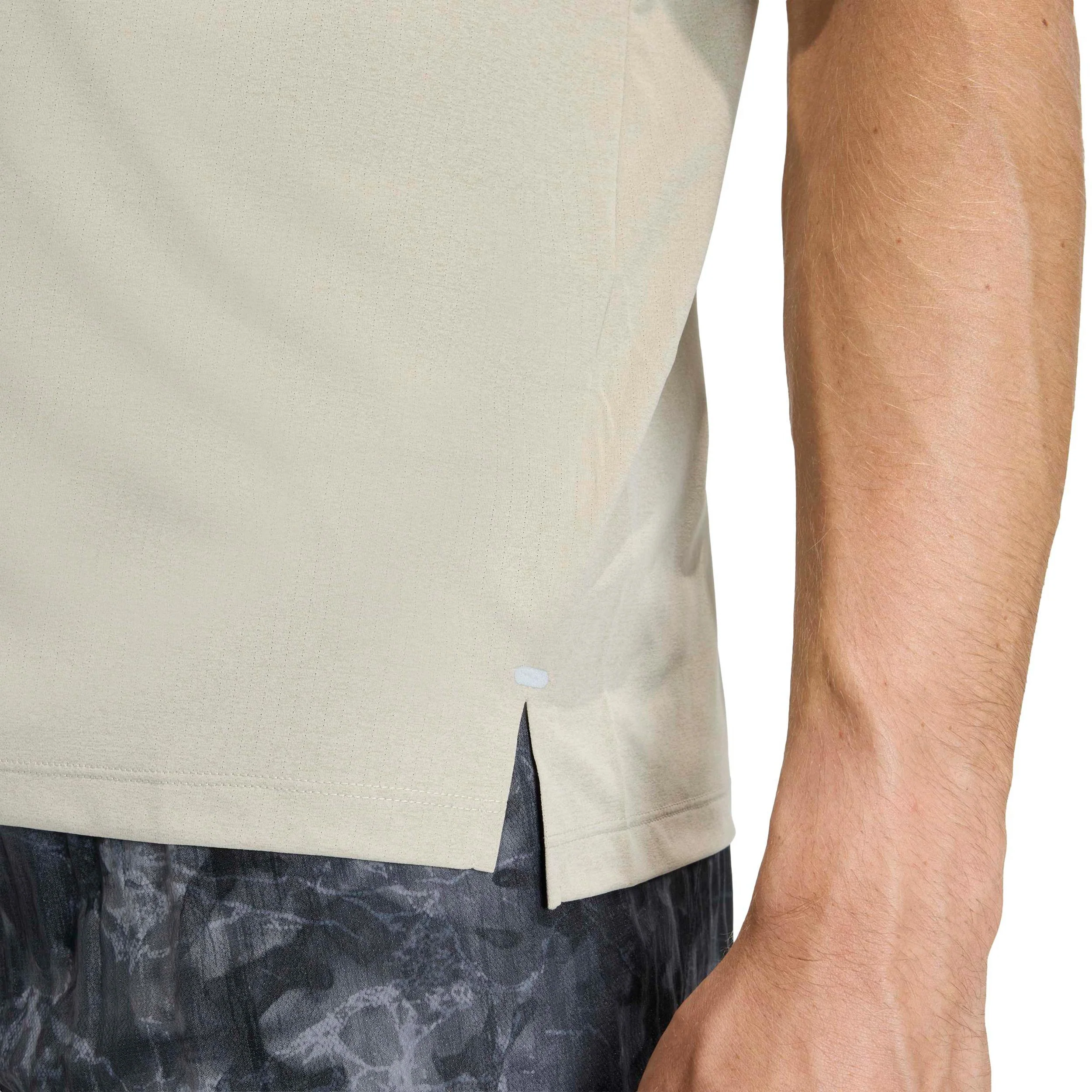 adi365  Laufshirt Herren-khaki - Image 7