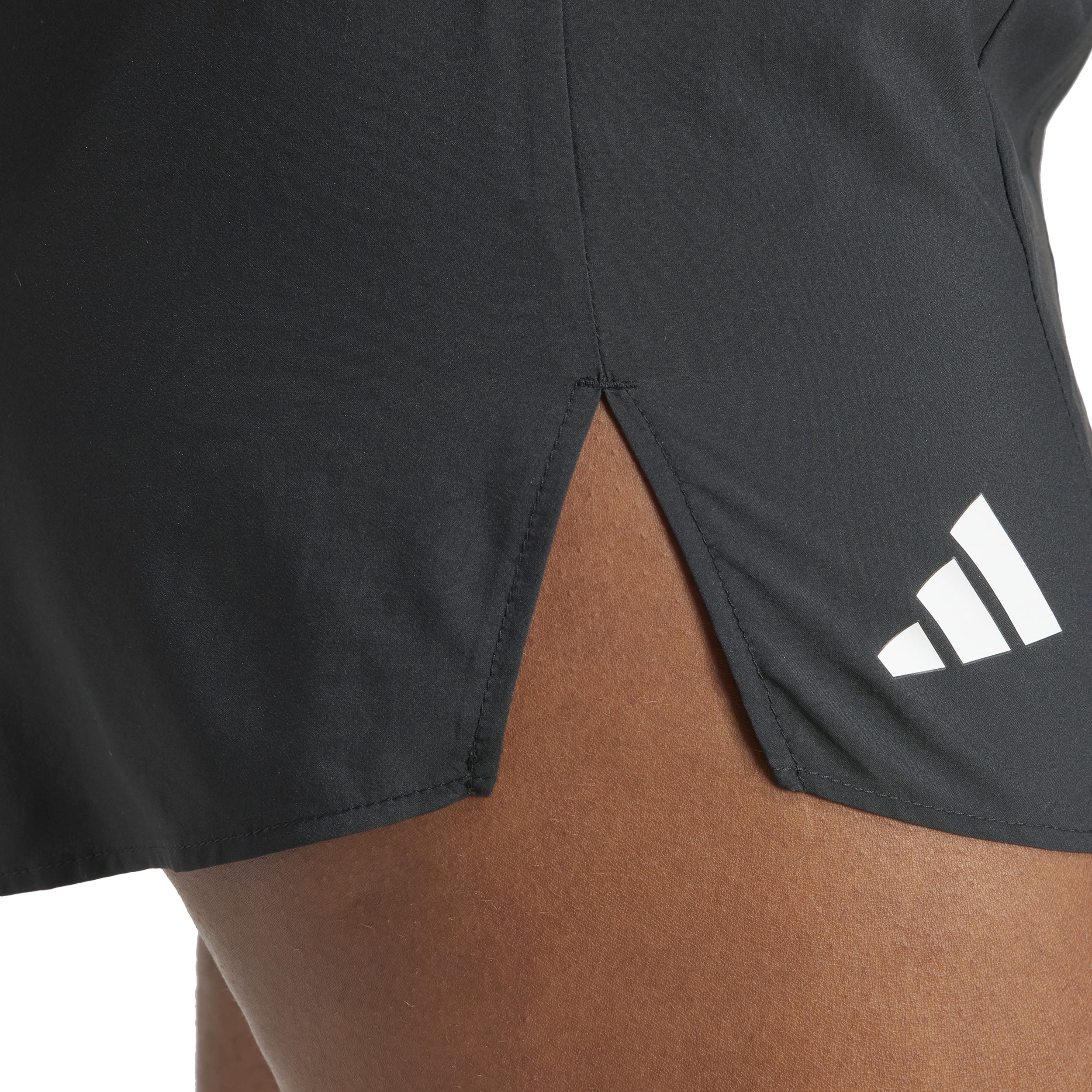 Adizero Essential Laufshorts Damen-Schwarz - Image 5
