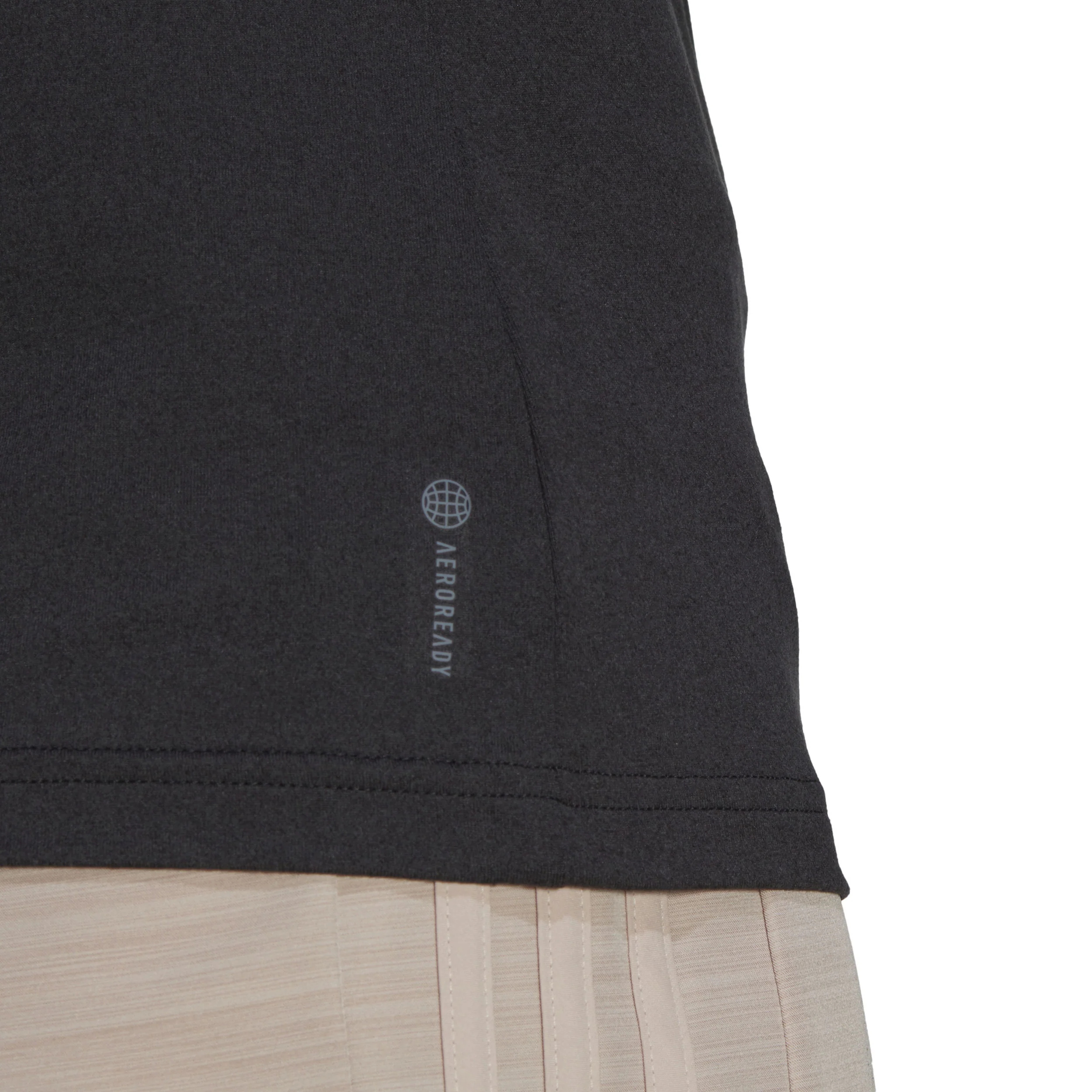 Essentials AEROREADY Train Minimal Branding V-Neck T-Shirt Damen-Schwarz - Image 6