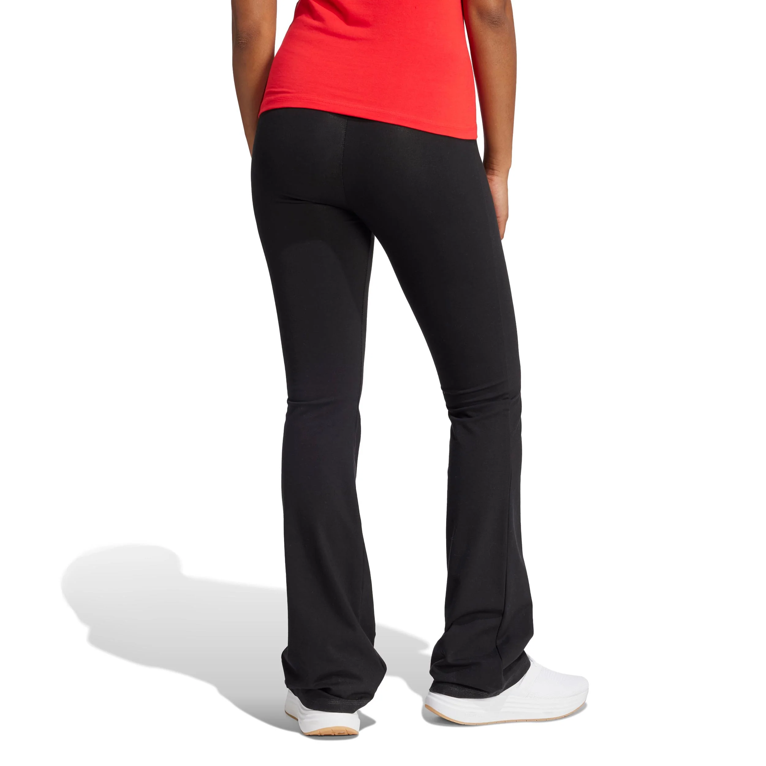 Essentials Small Logo Flared Tight Damen-schwarz - Image 3