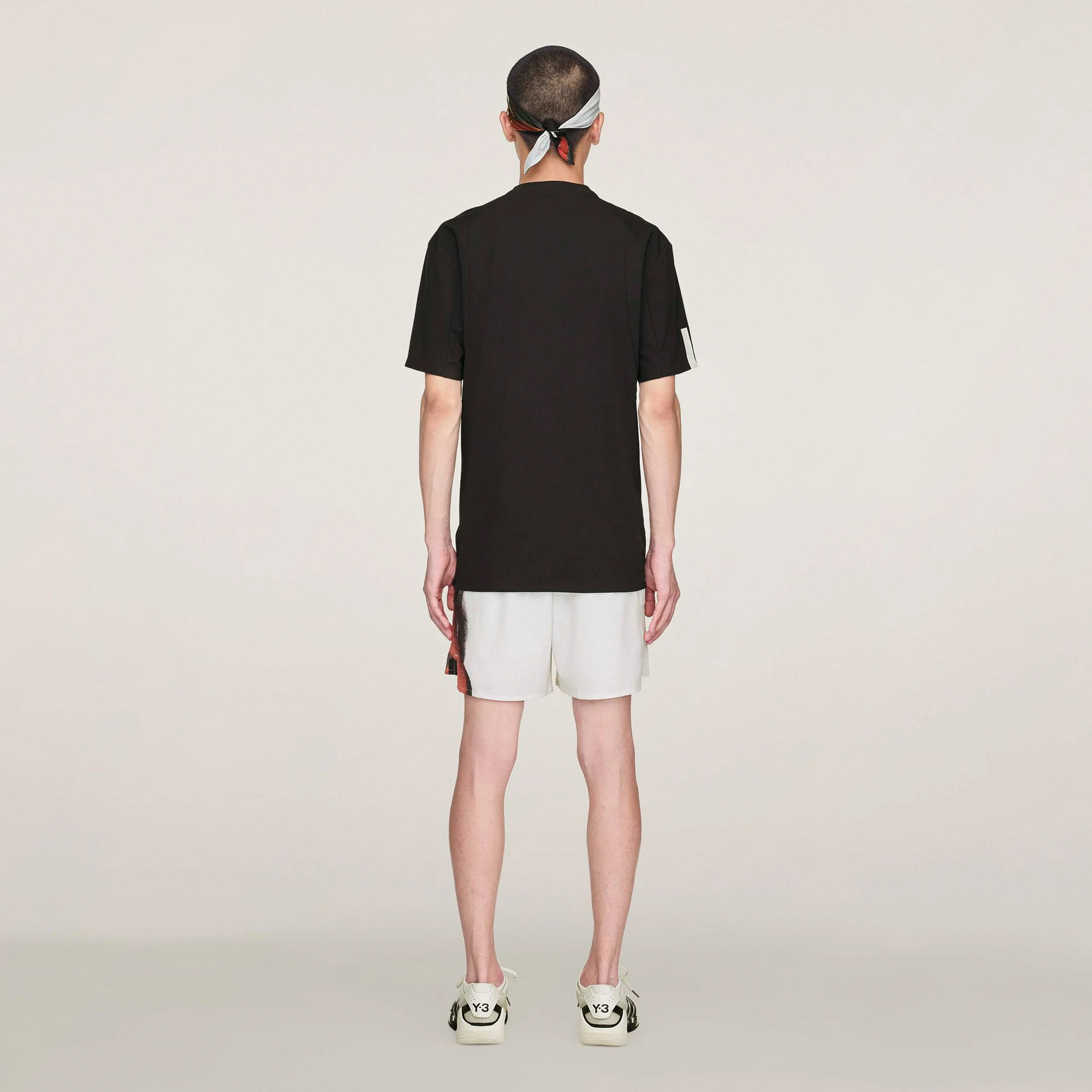 Y-3 Shorts Herren-grau - Image 3