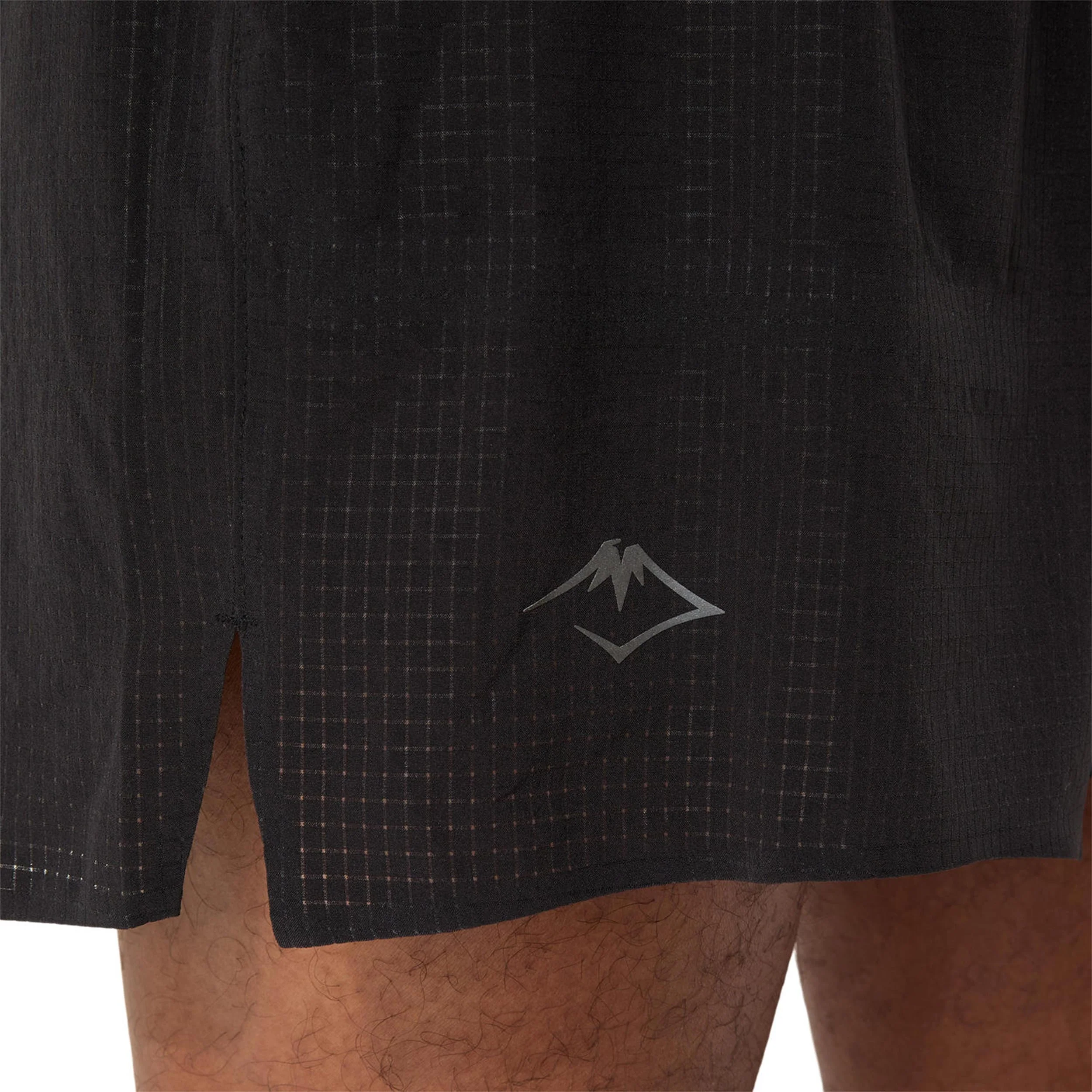 Fujitrail Elite Laufshorts Herren-Schwarz - Image 6