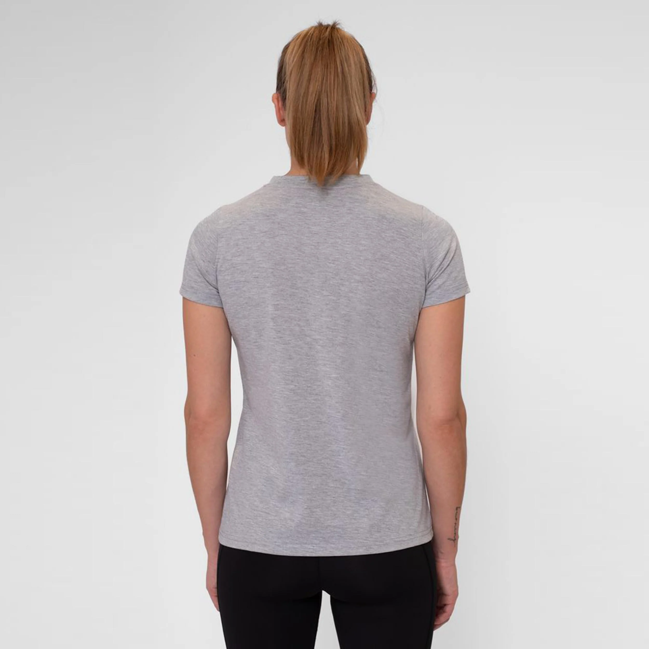 Crew Chill T-Shirt Damen-Grau - Image 4