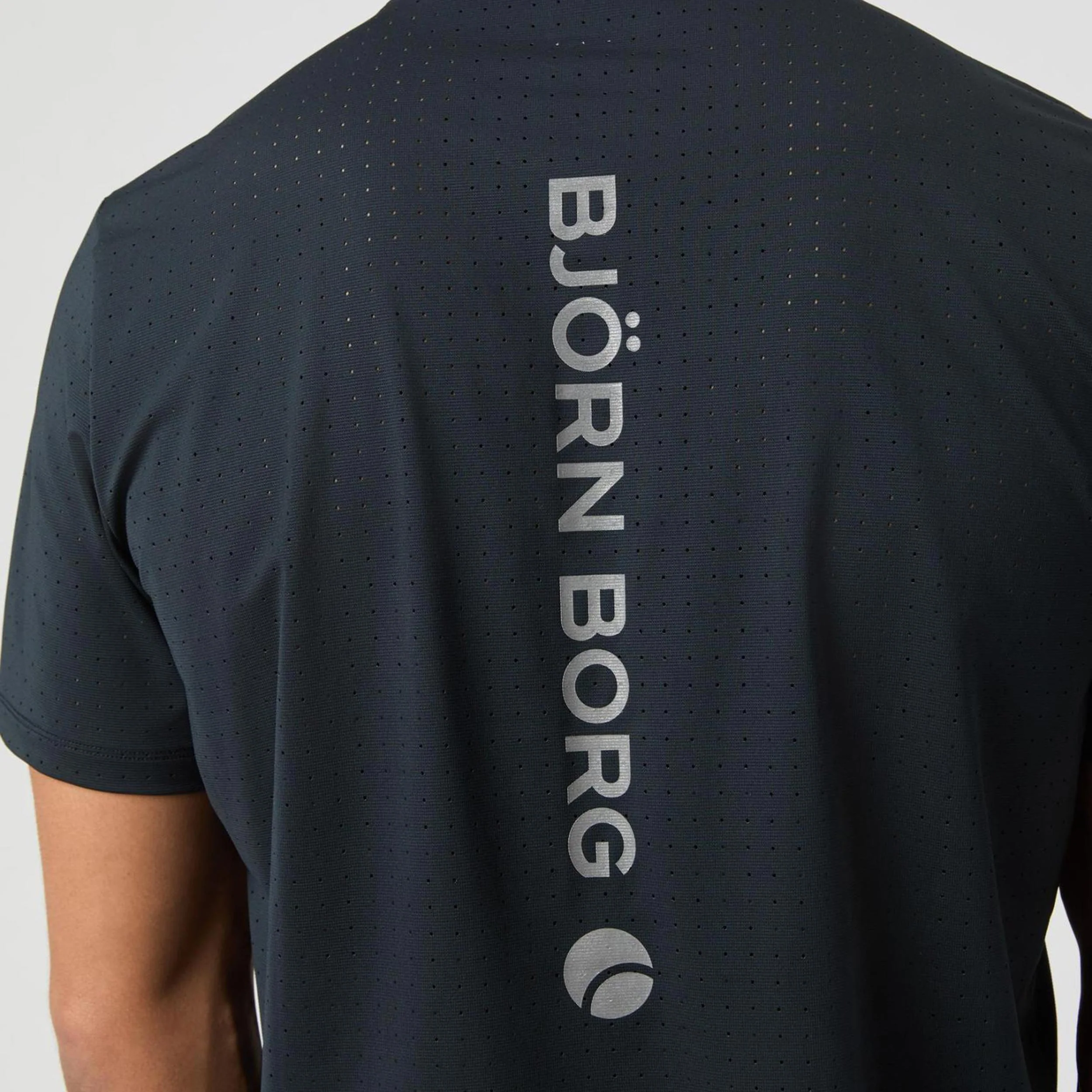 Borg Performance Perforated T-Shirt Herren-Schwarz - Image 4