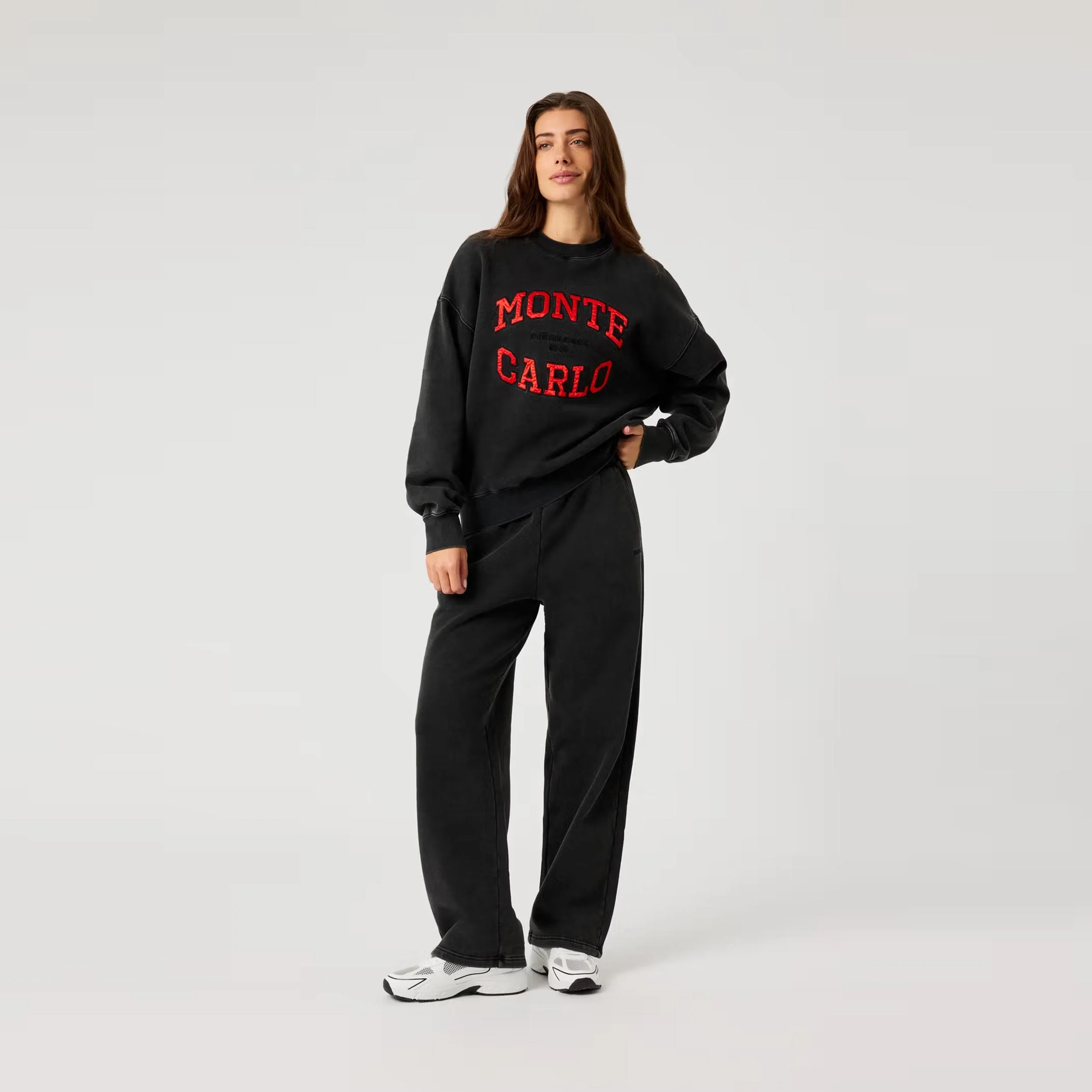Studio Oversized Sweatshirt Damen - schwarz, rot - Image 4