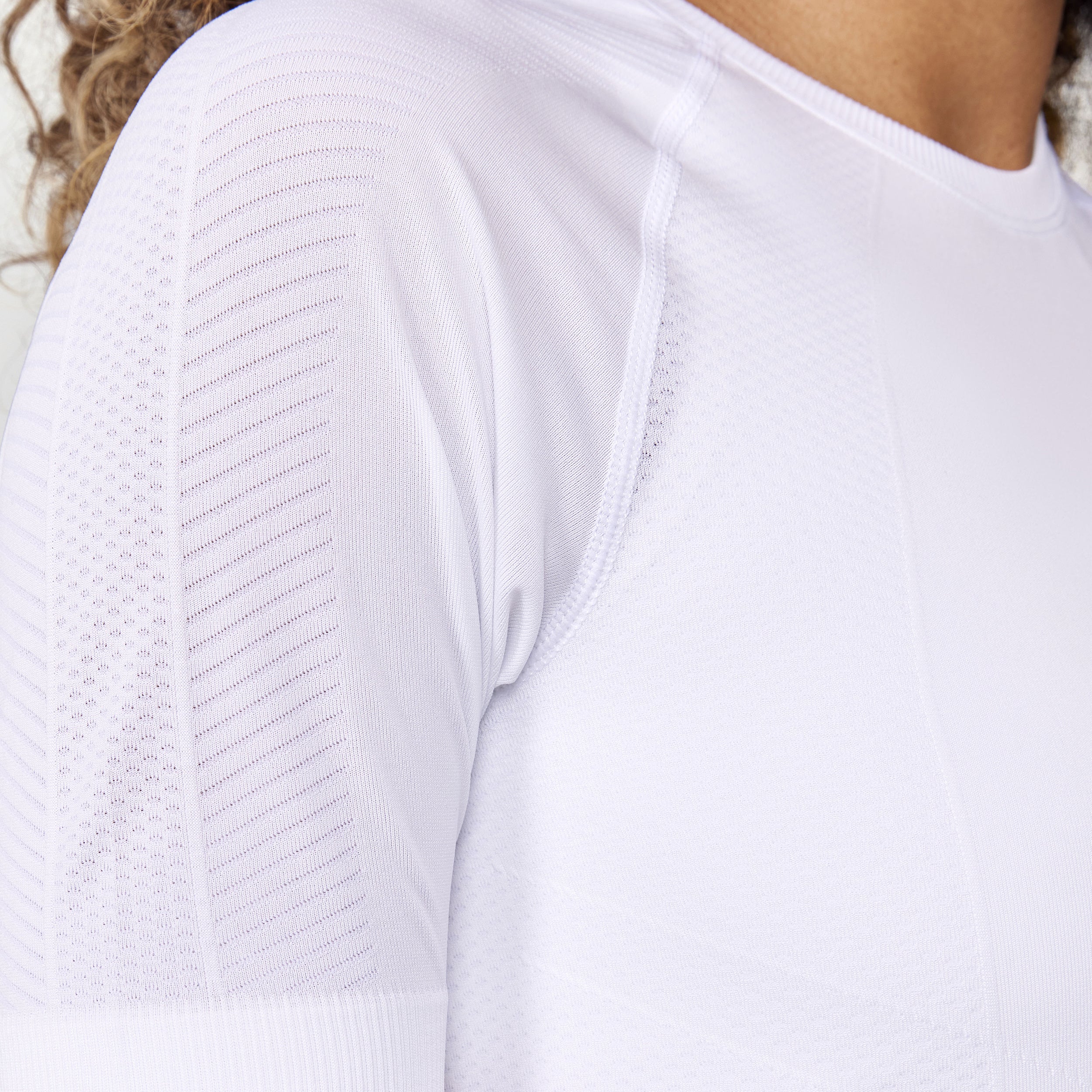 Active Cool Intensity Laufshirt Damen - weiß - Image 6