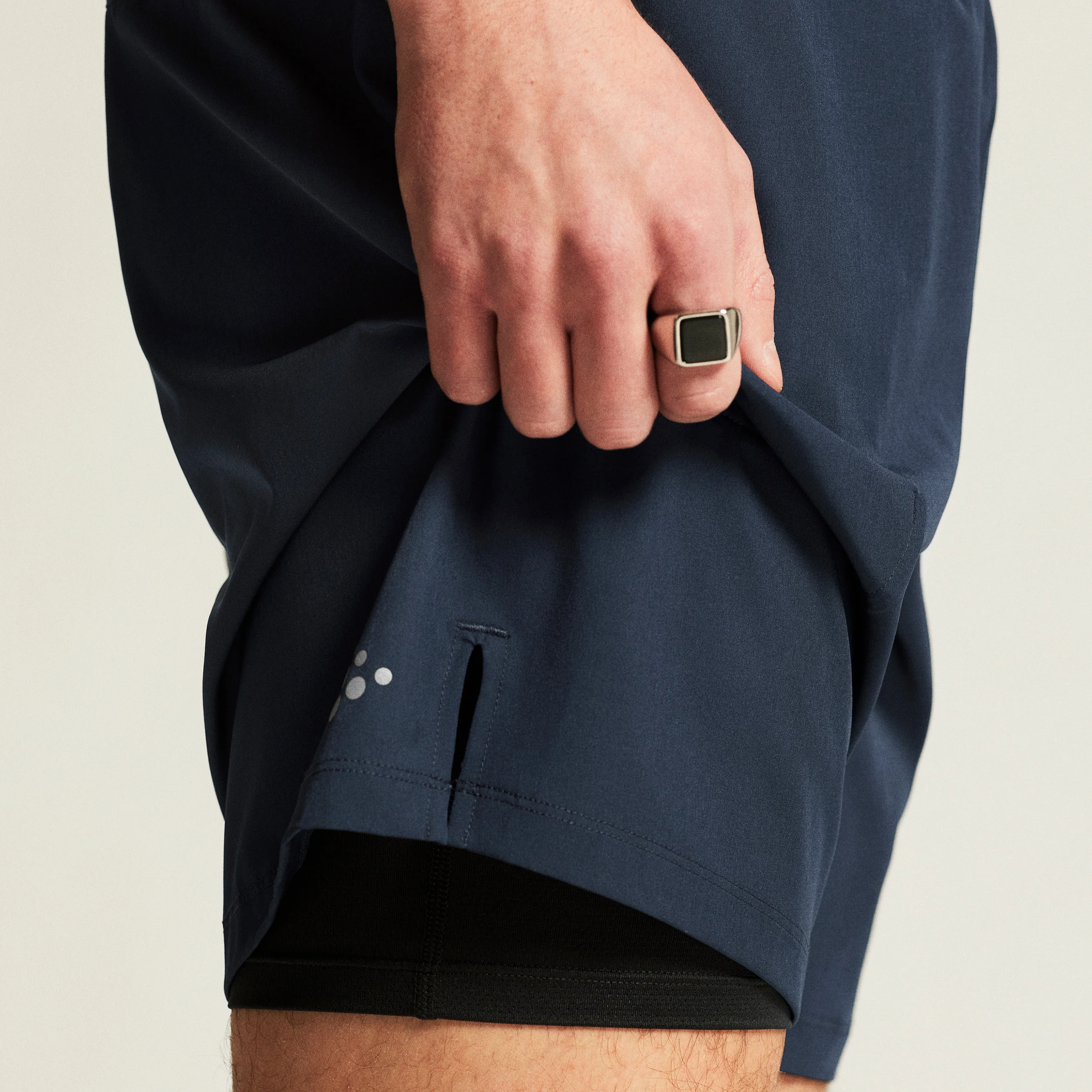 ADV Essence 2in1 Laufshorts Herren - dunkelblau - Image 8
