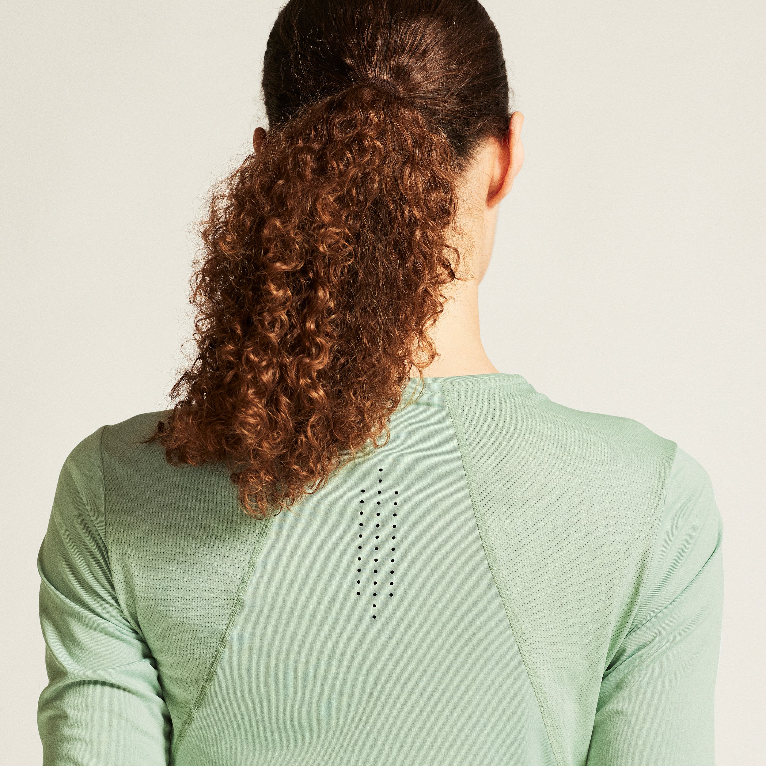 ADV Essence Laufshirt Damen - grün - Image 5