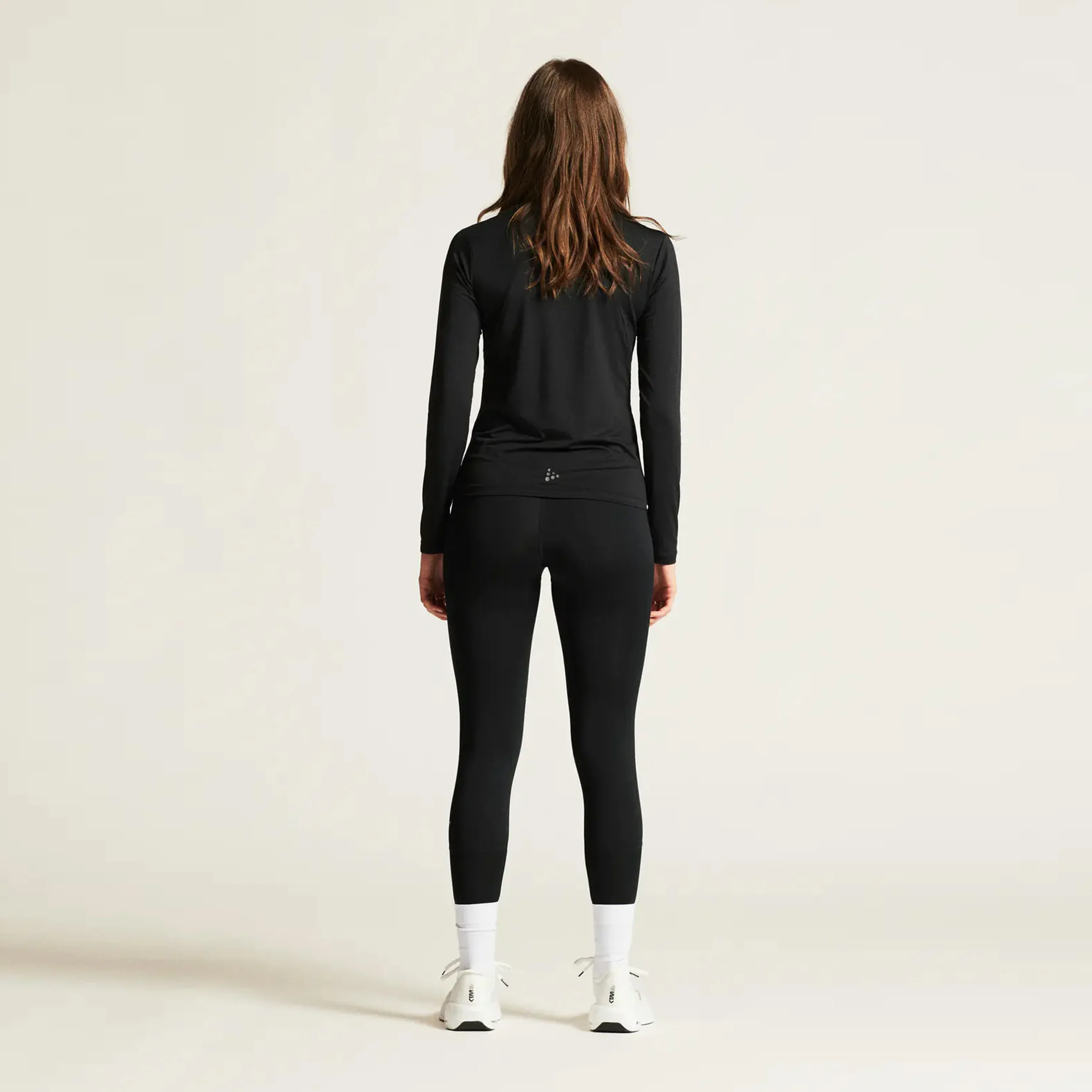 ADV Essence Laufshirt Damen - schwarz - Image 4