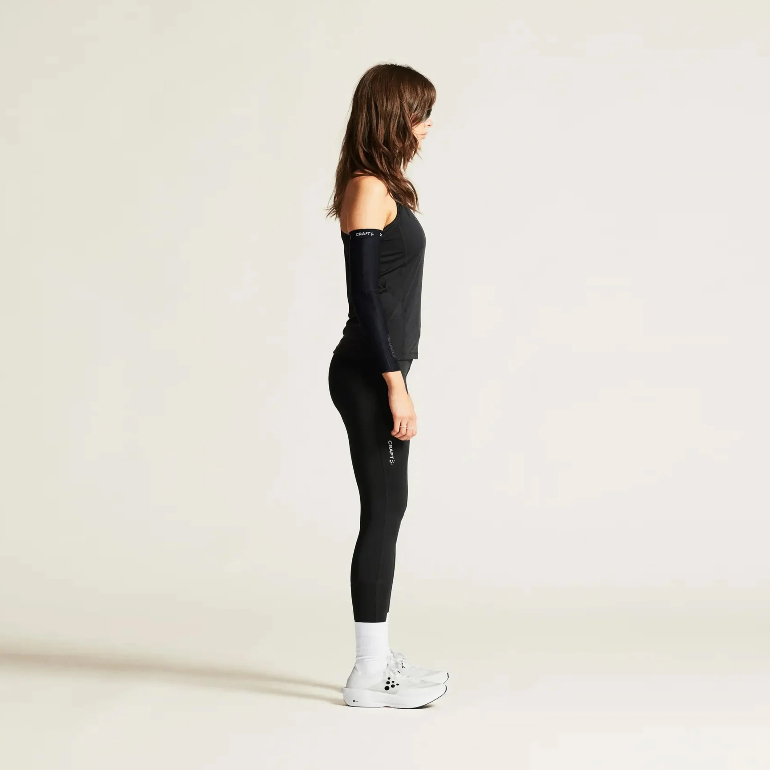 ADV Essence Laufshirt Damen - schwarz - Image 6