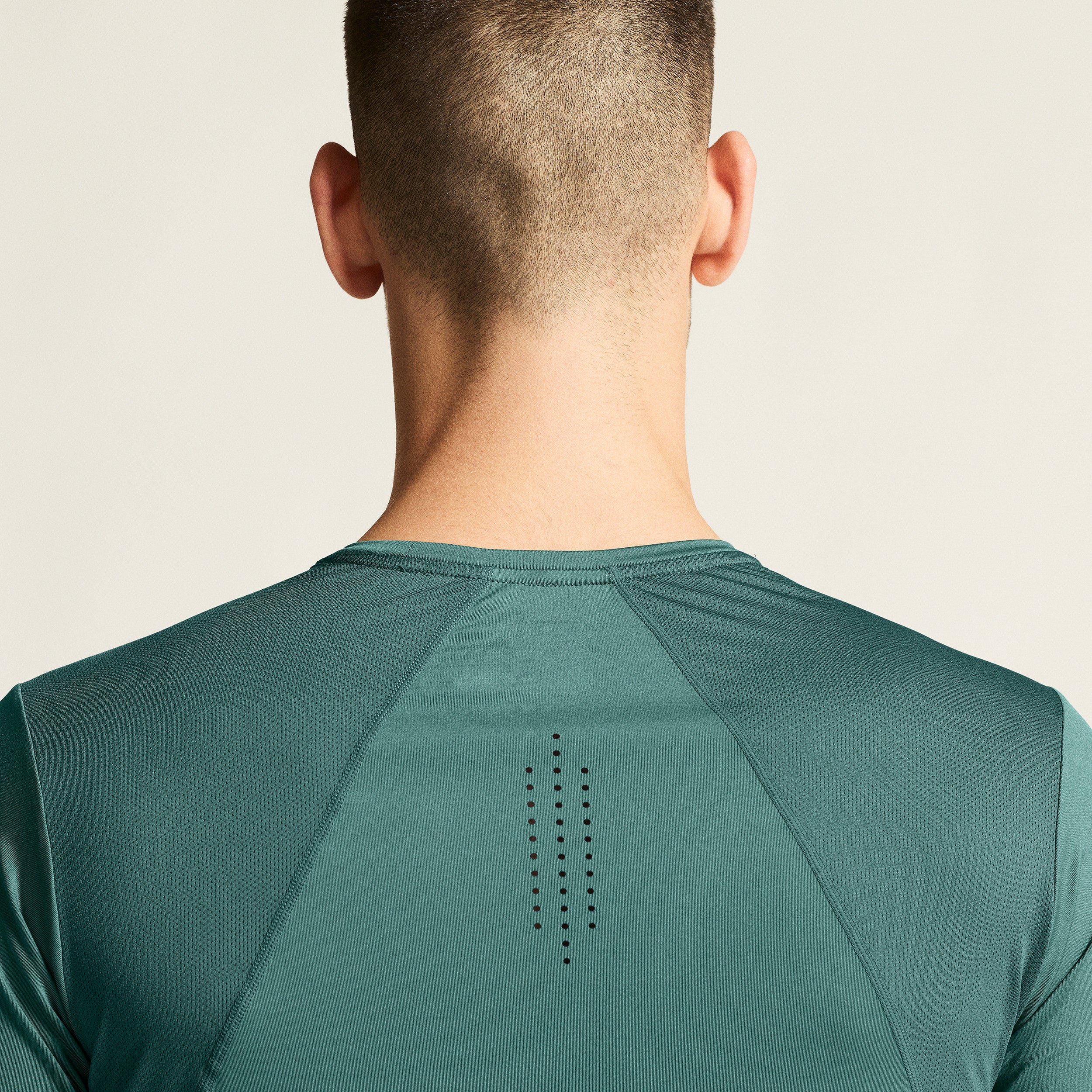 ADV Essence Laufshirt Herren - grün - Image 7