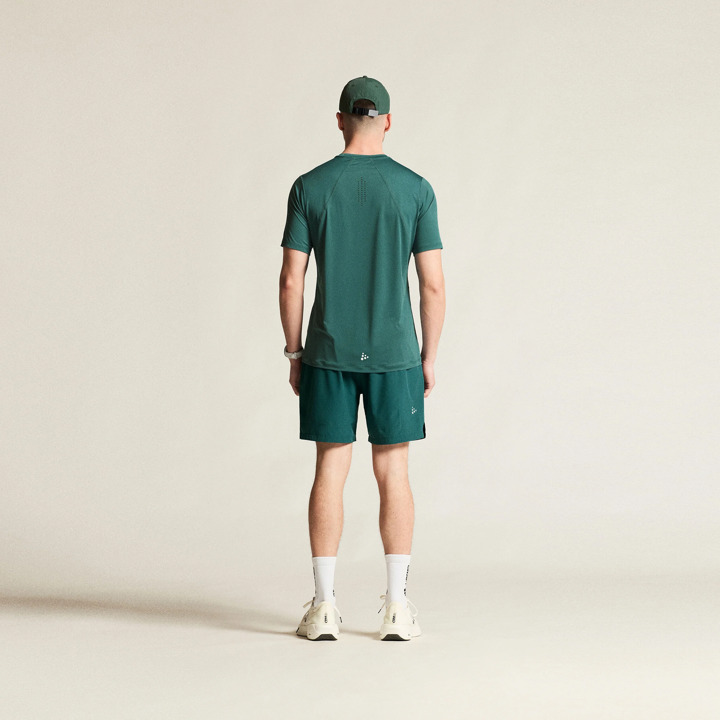 ADV Essence Laufshorts Herren - grün - Image 4