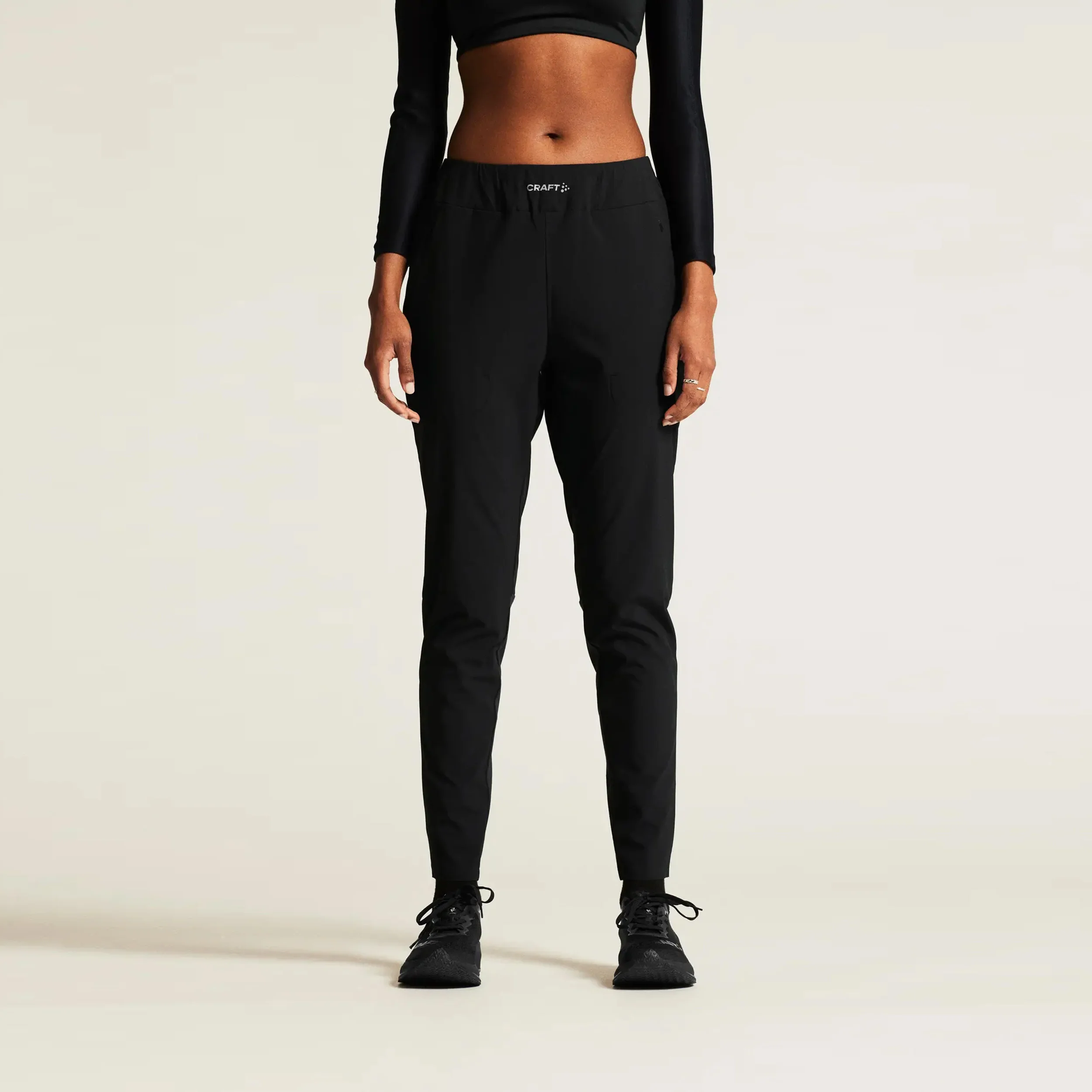 ADV Essence Training 2 Laufhose Damen-Schwarz - Image 2