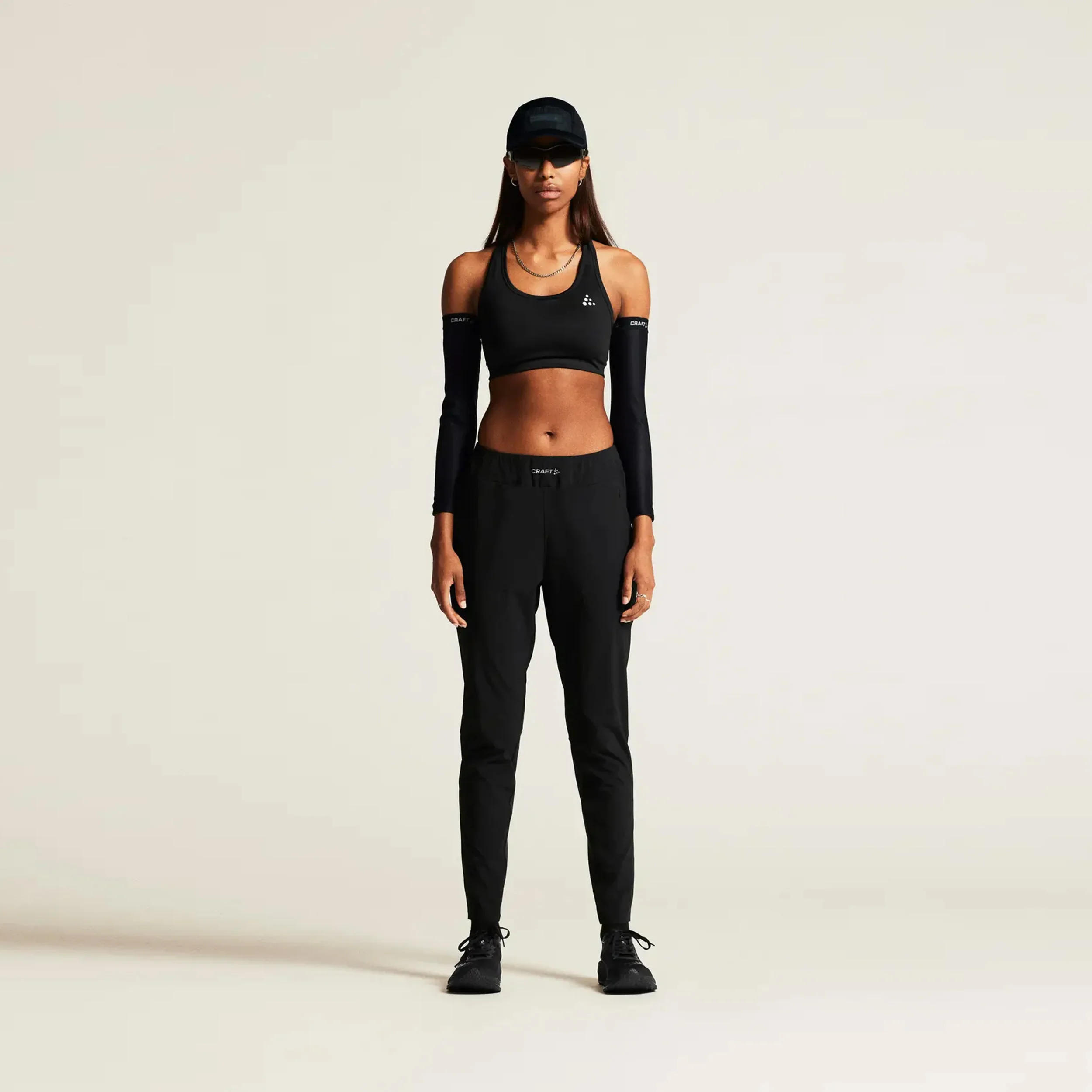 ADV Essence Training 2 Laufhose Damen-Schwarz - Image 4