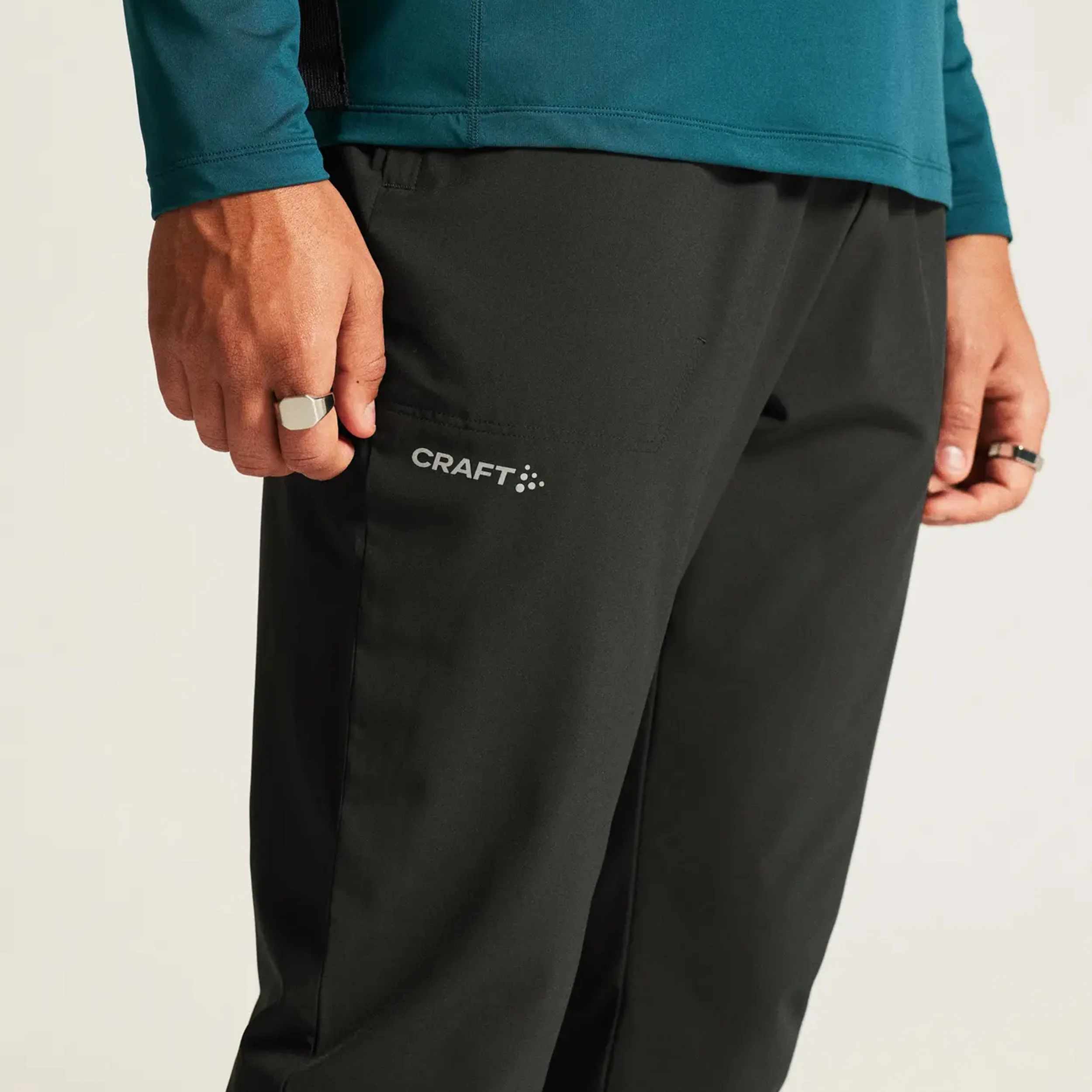 ADV Essence Training 2 Laufhose Herren-Schwarz - Image 6