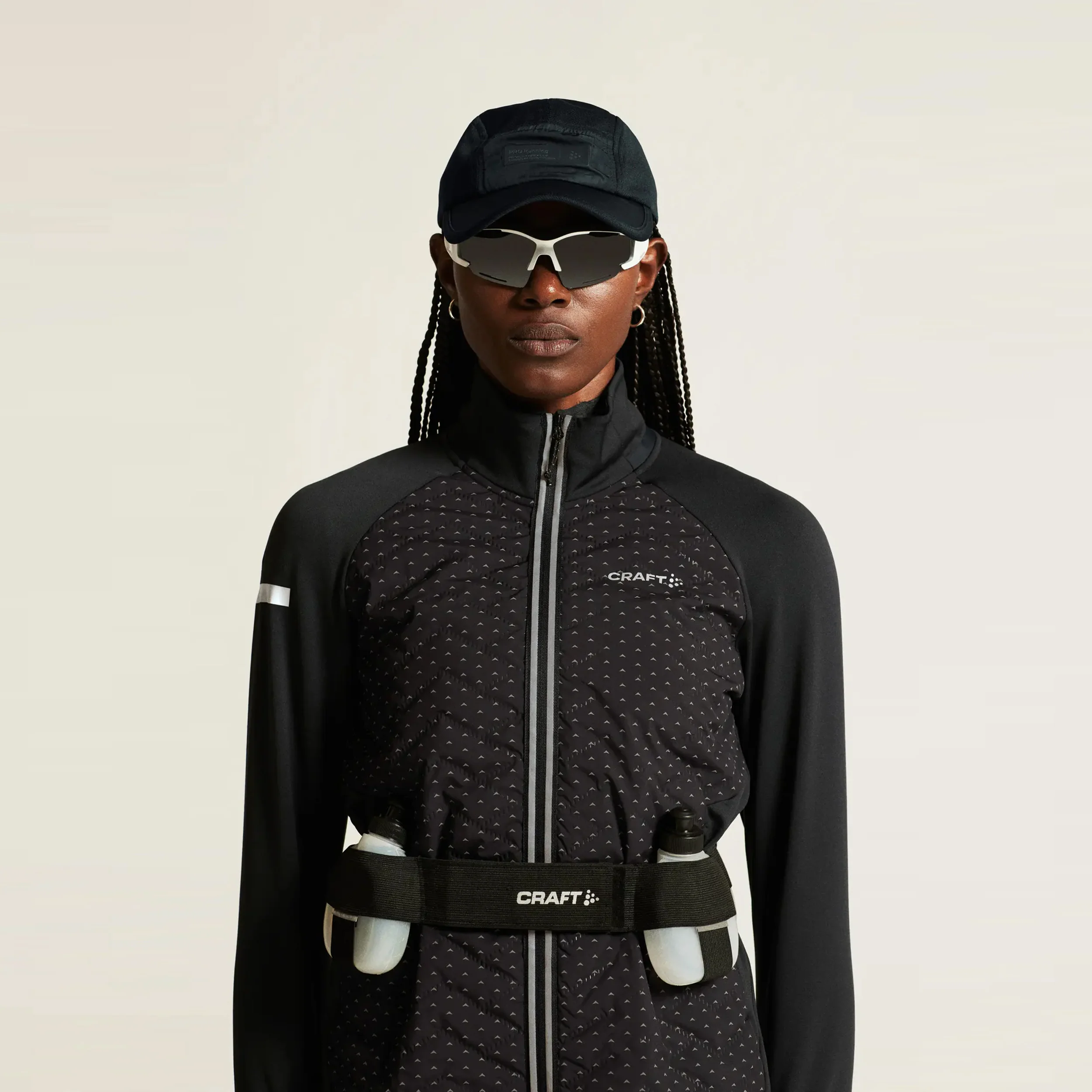 ADV SUBZ Lumen4 Laufjacke Damen-Schwarz - Image 4