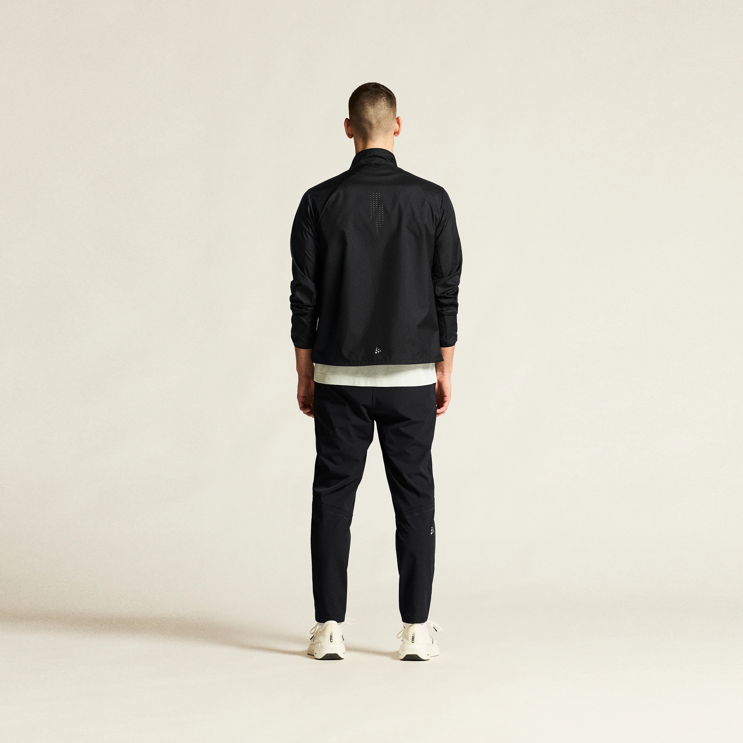 Essence Laufhose Herren - schwarz - Image 4