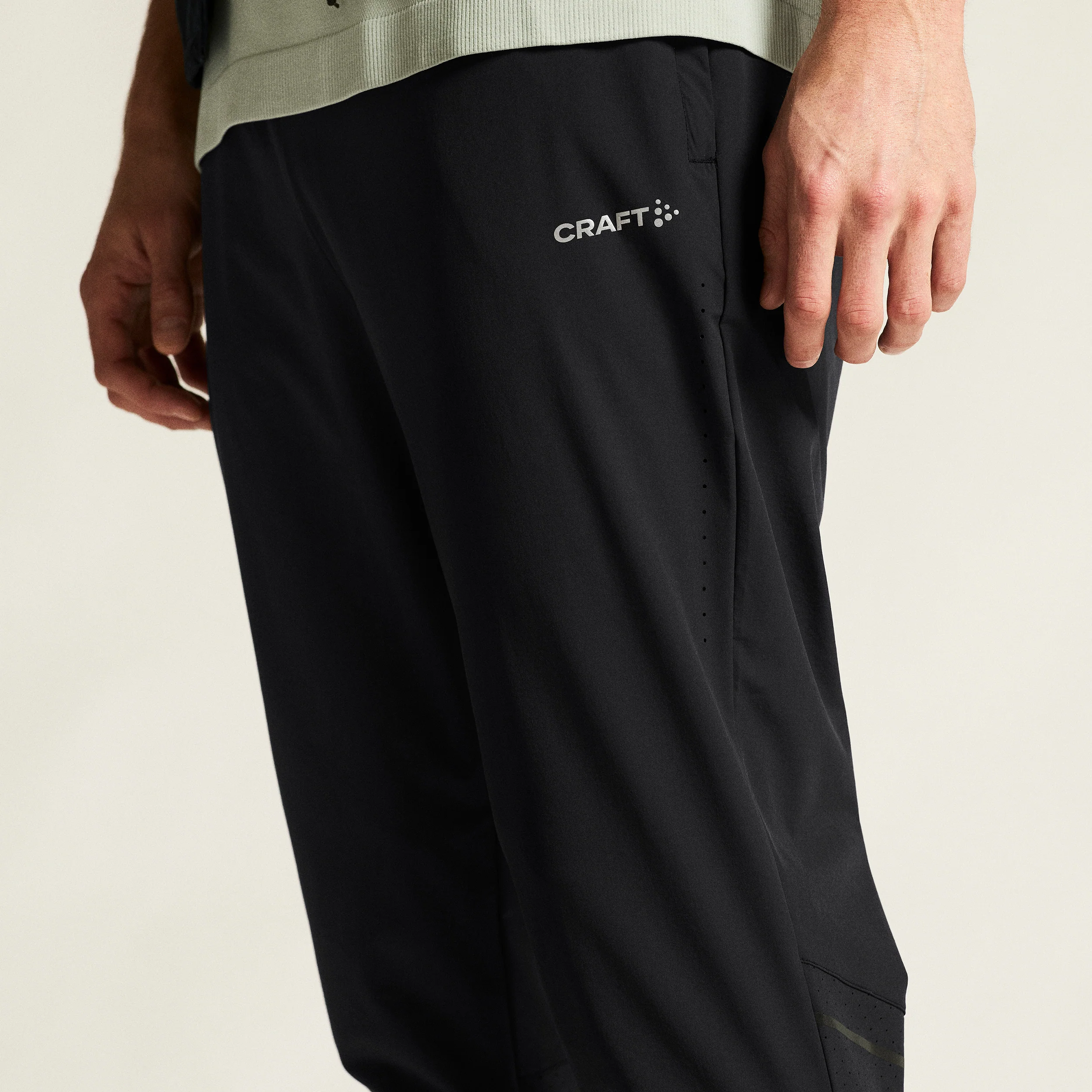 Essence Laufhose Herren - schwarz - Image 7