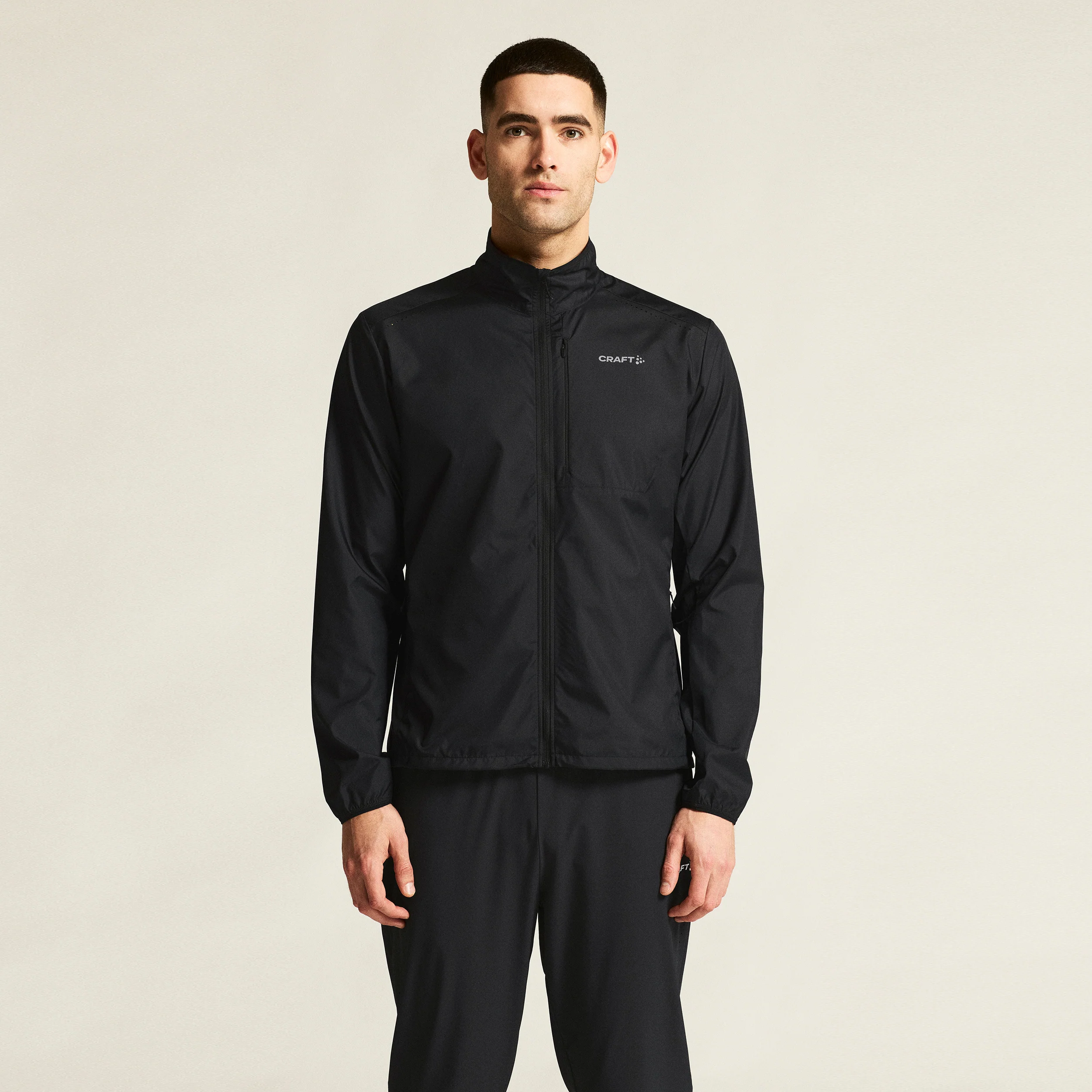 Essence Wind Laufjacke Herren - schwarz - Image 3
