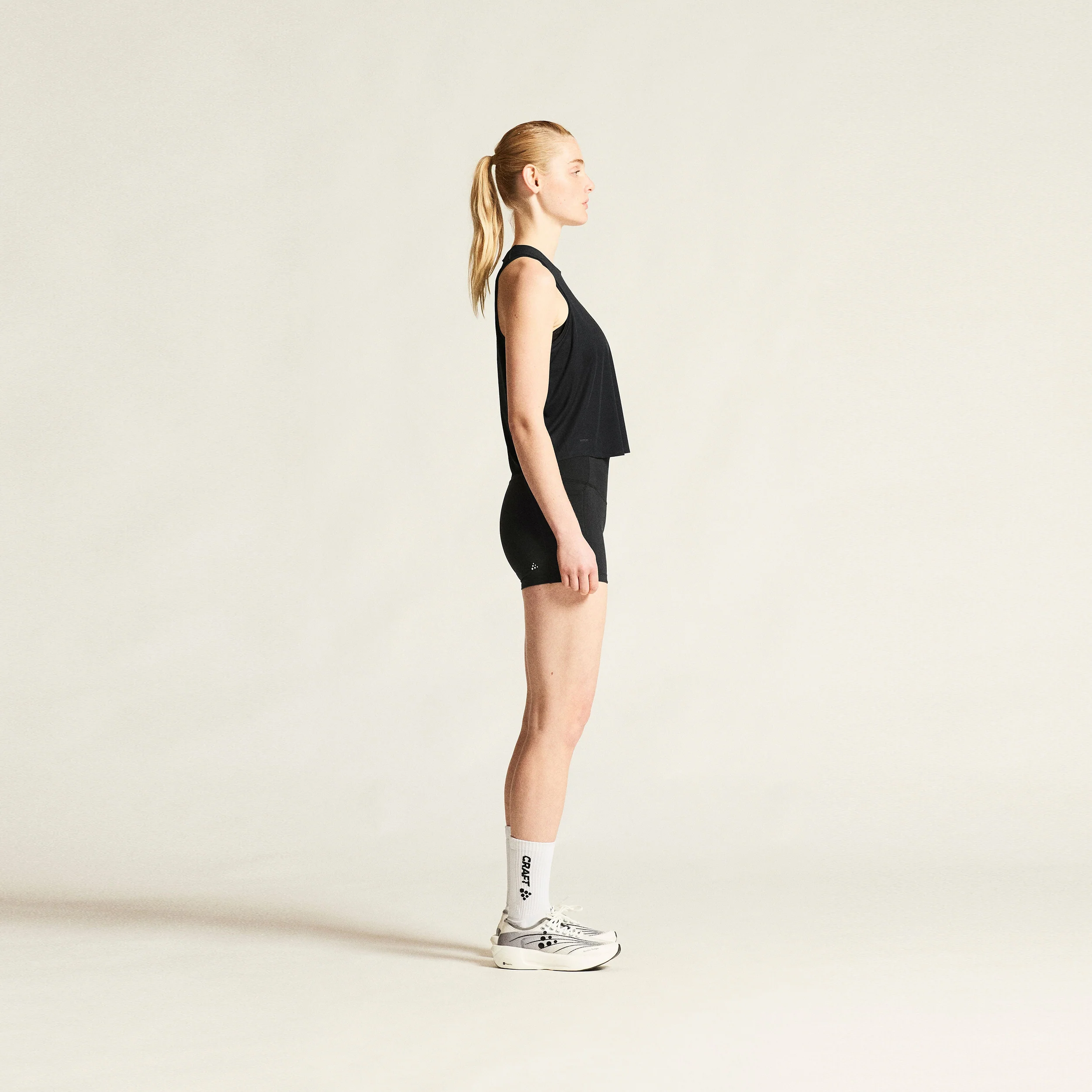 Hypervent Laufshirt Damen - schwarz - Image 5