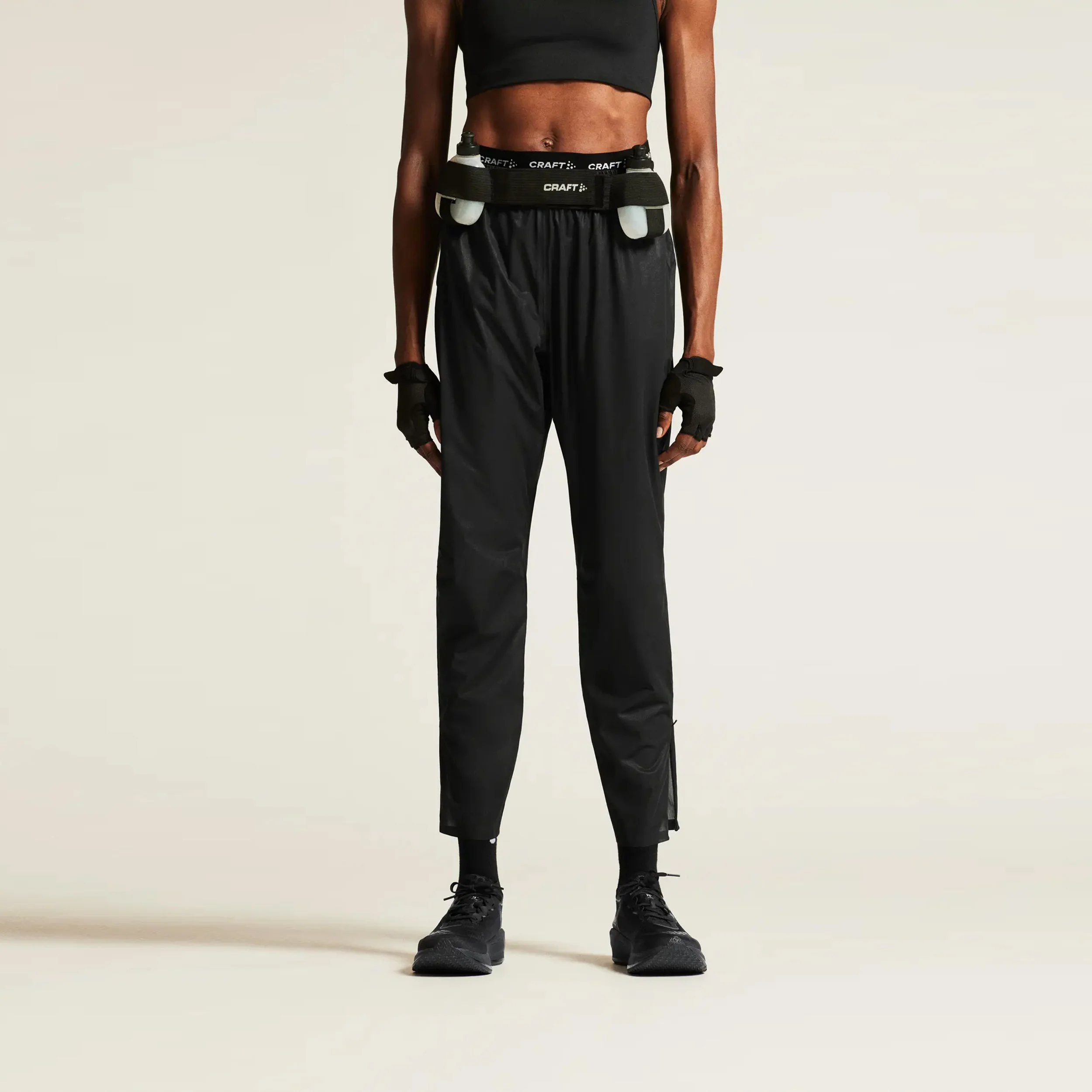 Pro Hydro Lightweight Laufhose Damen - schwarz - Image 2