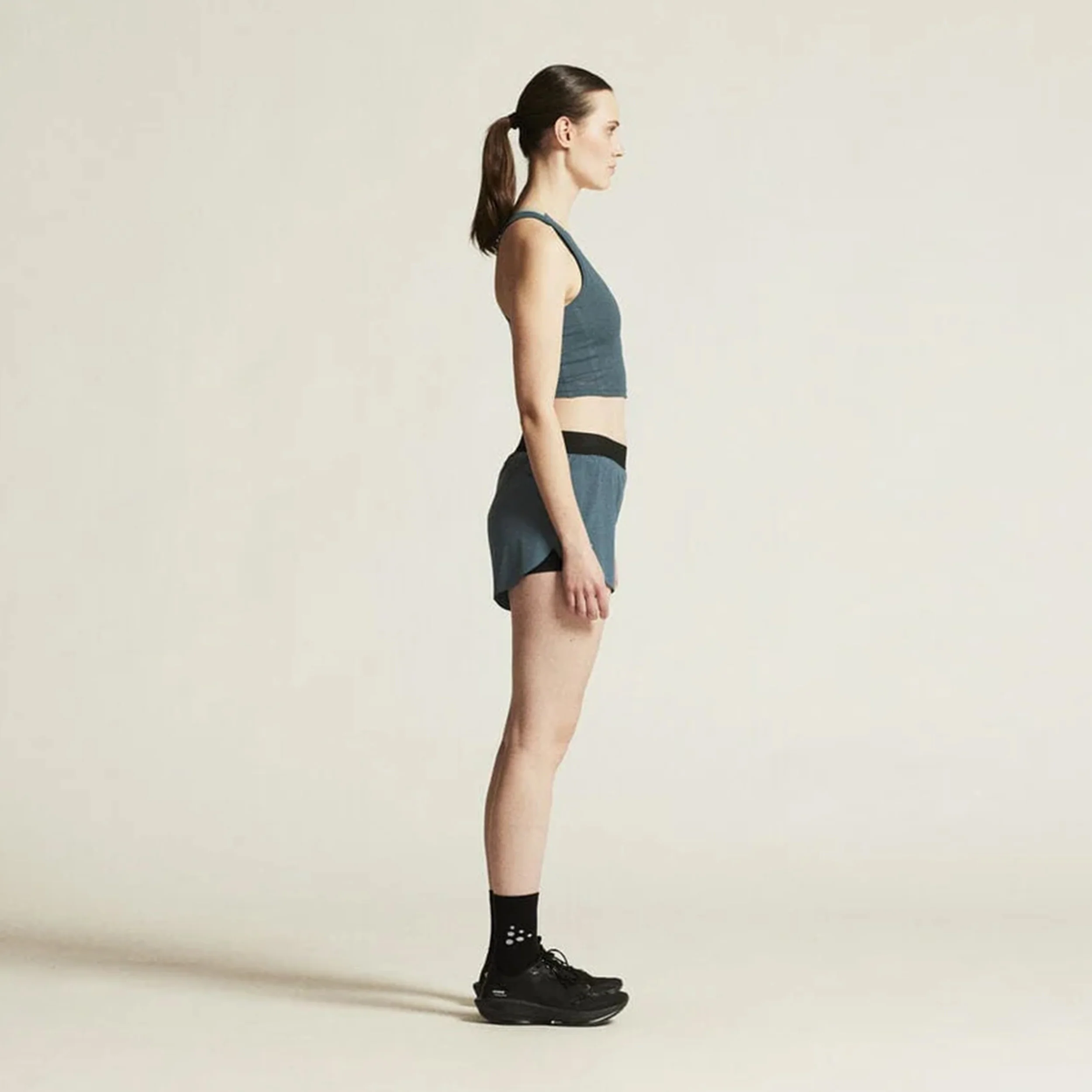 Pro Hypervent Split 2 Laufshorts Damen-Blau - Image 6