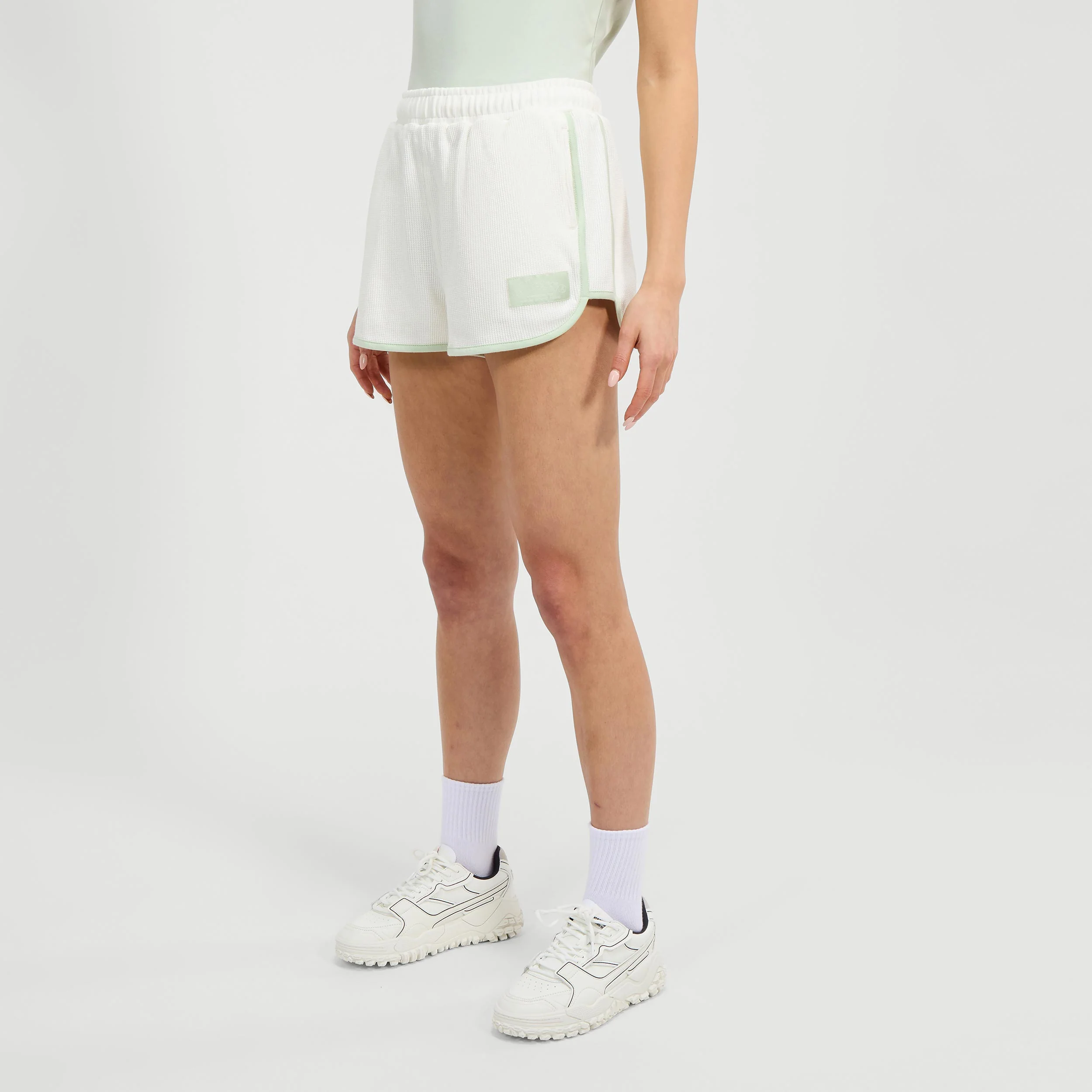 Hallsat Shorts Damen-Creme,Salbei - Image 3