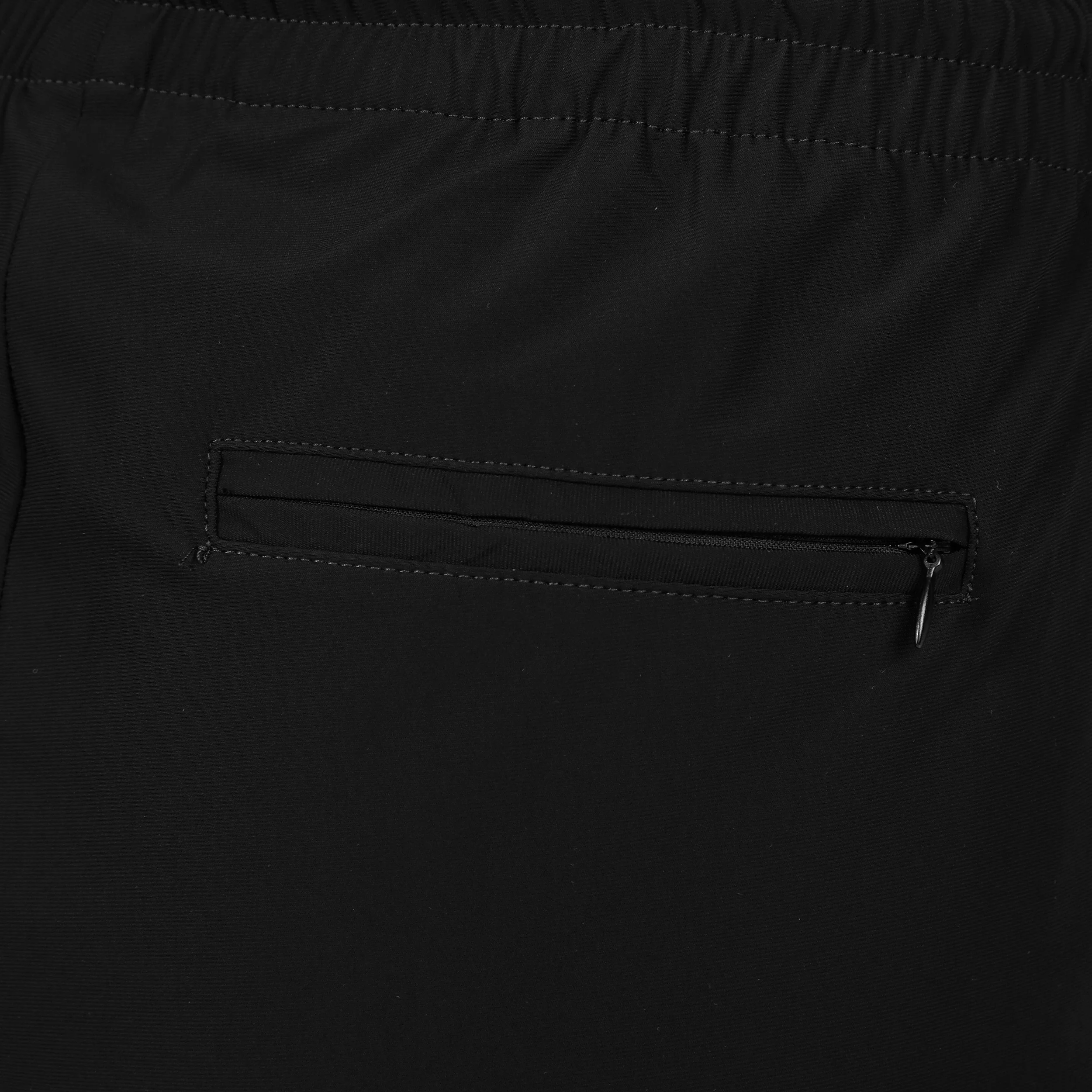 Tech Shorts Damen-Schwarz - Image 4