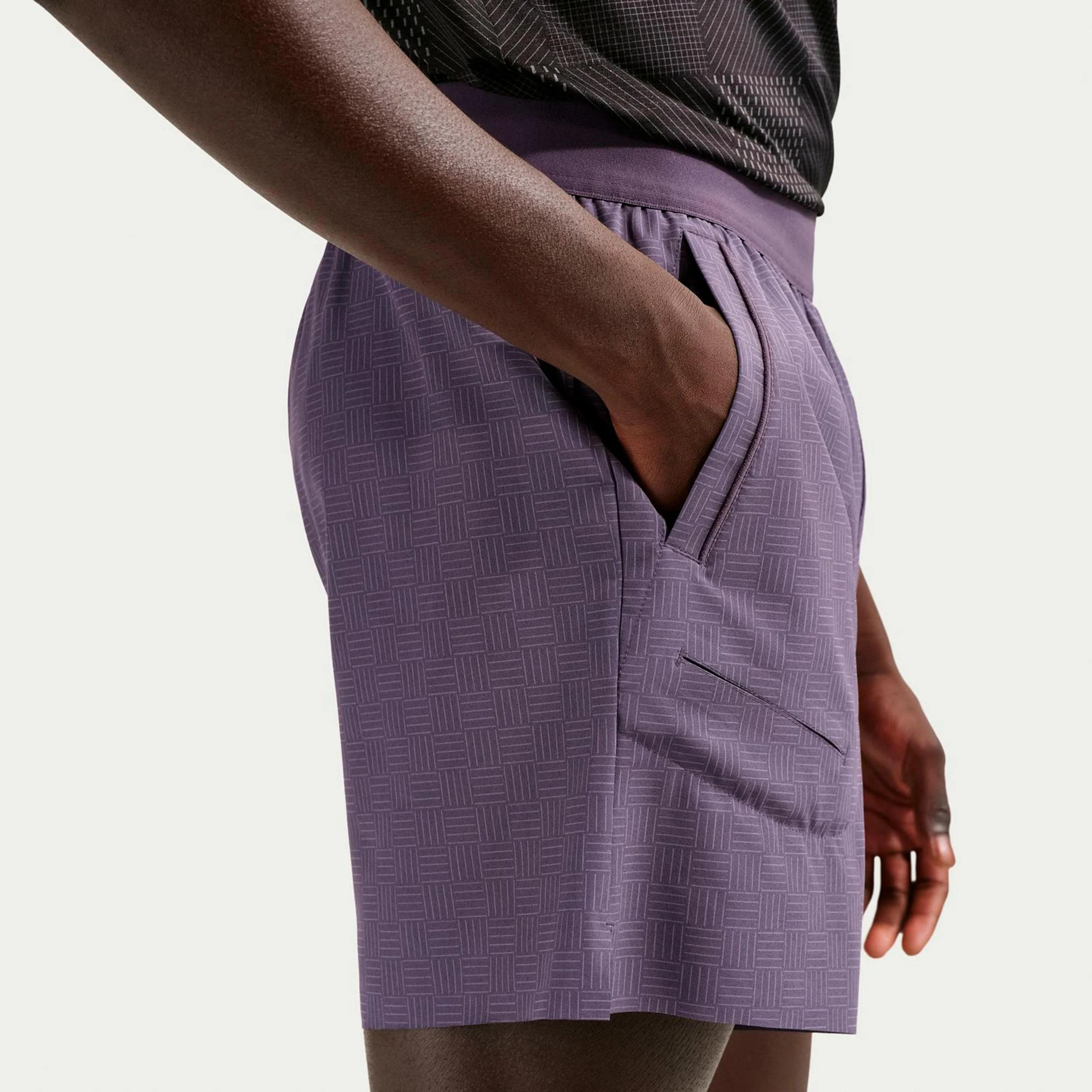 Court Dri-Fit Advantage 6in Shorts Herren-lila - Image 5