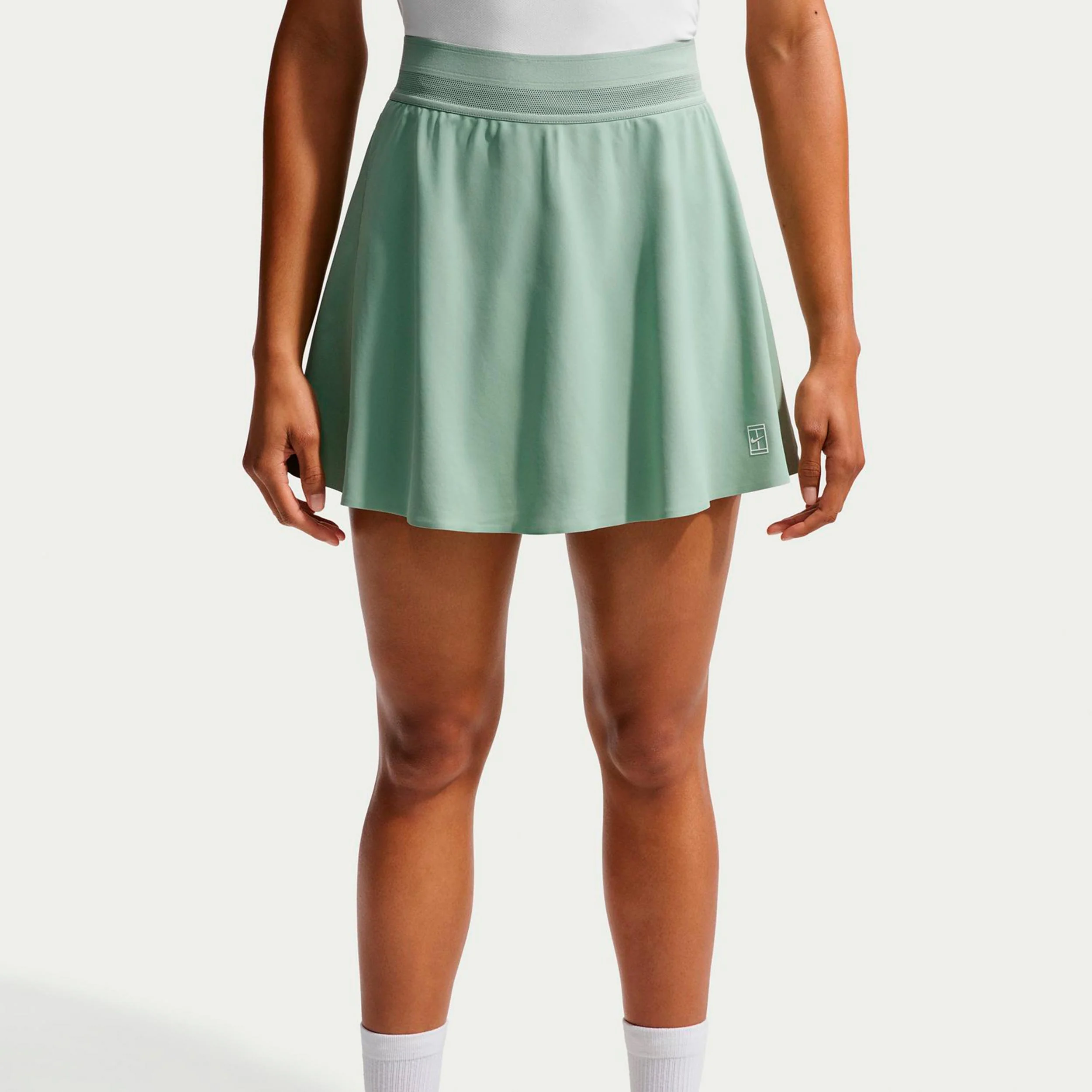 Court Dri-FIT Advantage Ace High Rise Rock Damen - graugrün, weiß