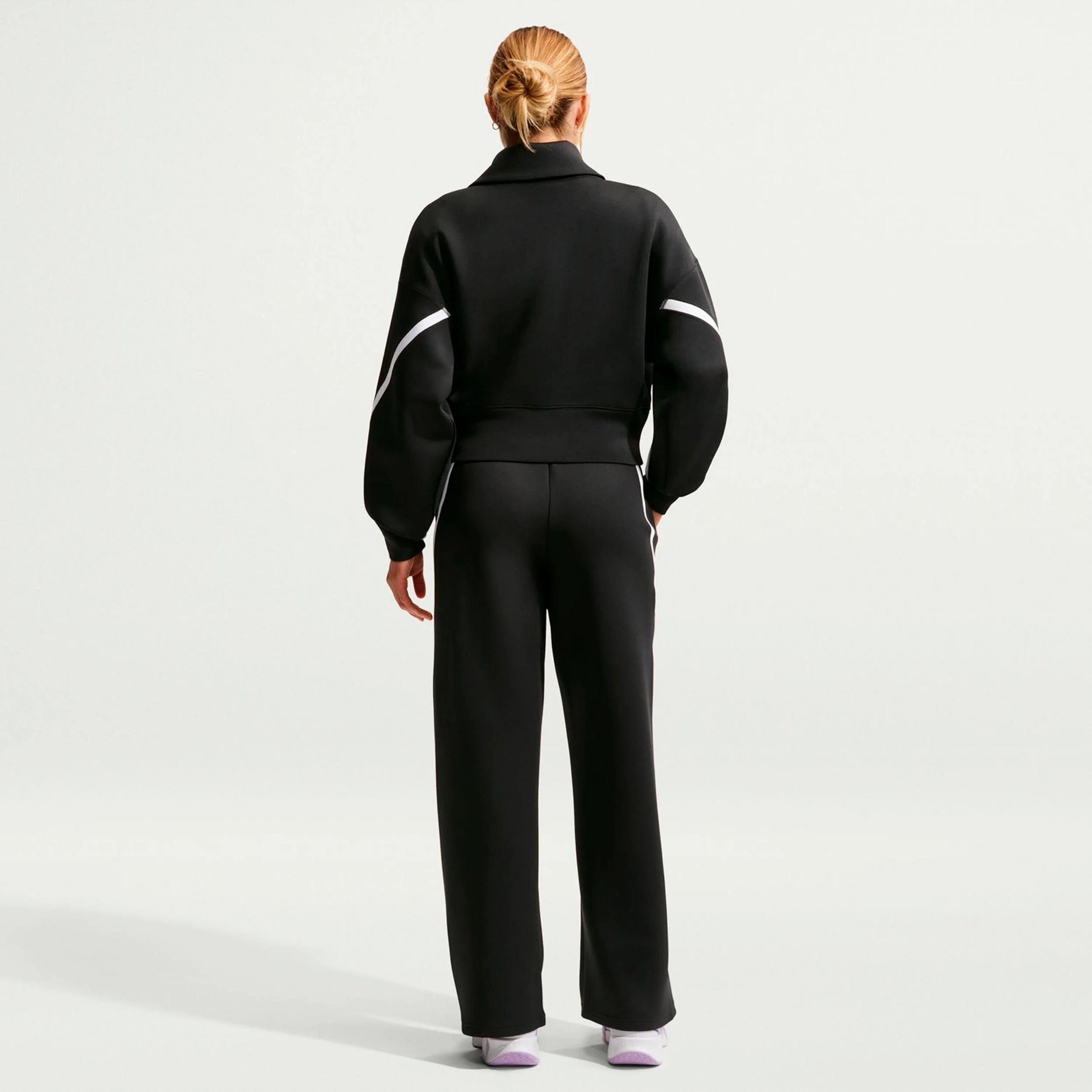 Court Dri-Fit Advantage  Trainingshose Damen-schwarz - Image 3