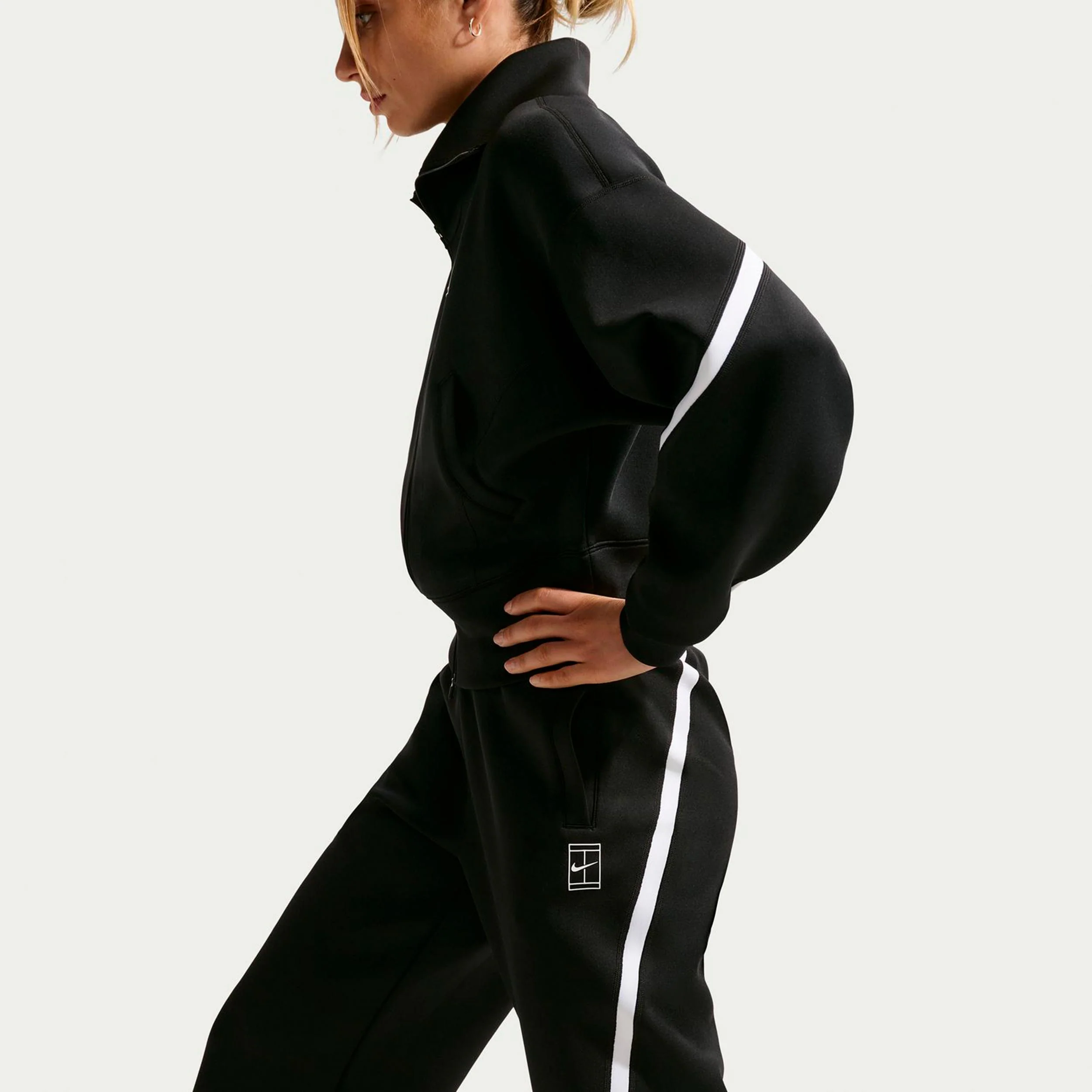 Court Dri-Fit Advantage  Trainingshose Damen-schwarz - Image 5