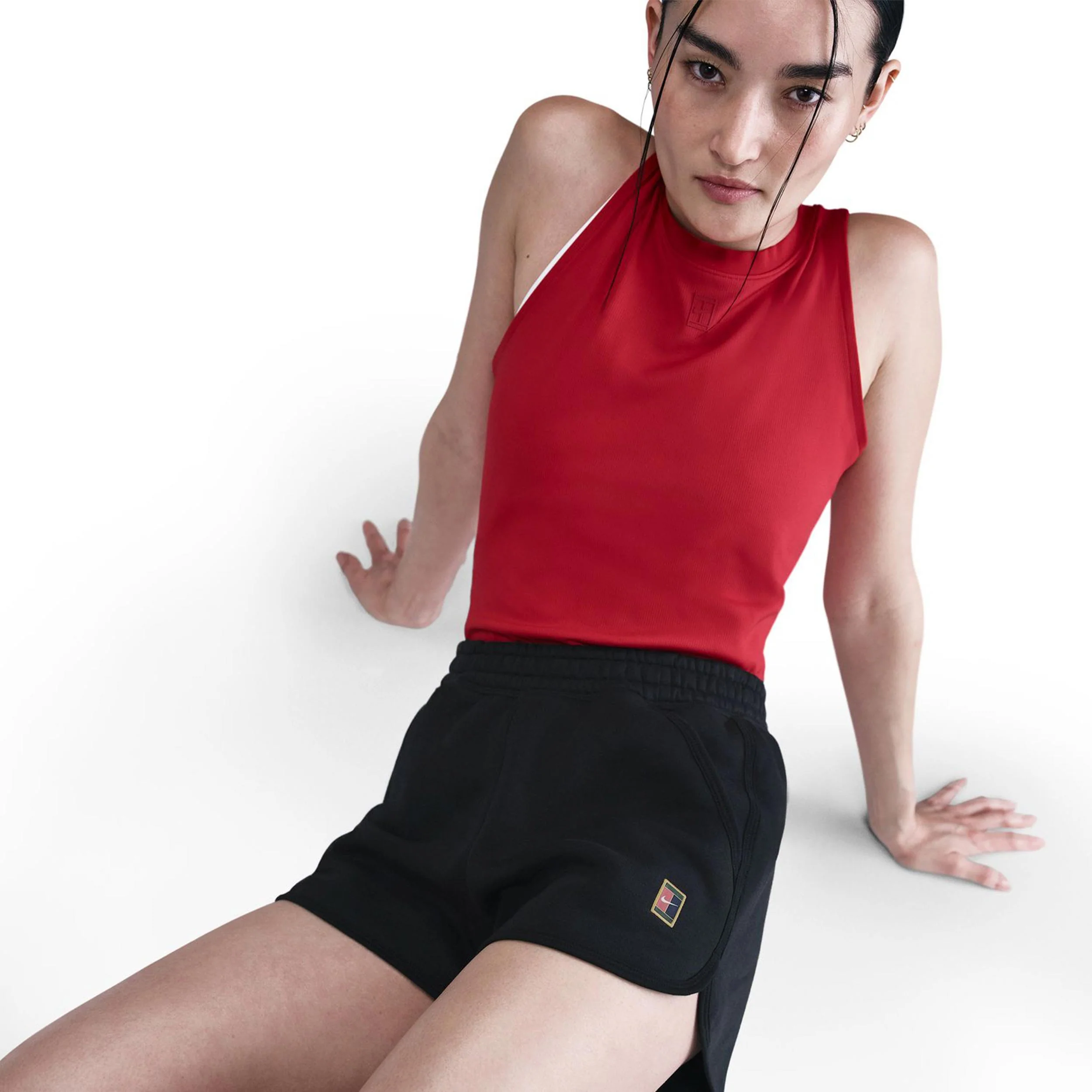 Court Heritage Fleece Mid Rise Shorts Damen-Schwarz - Image 5