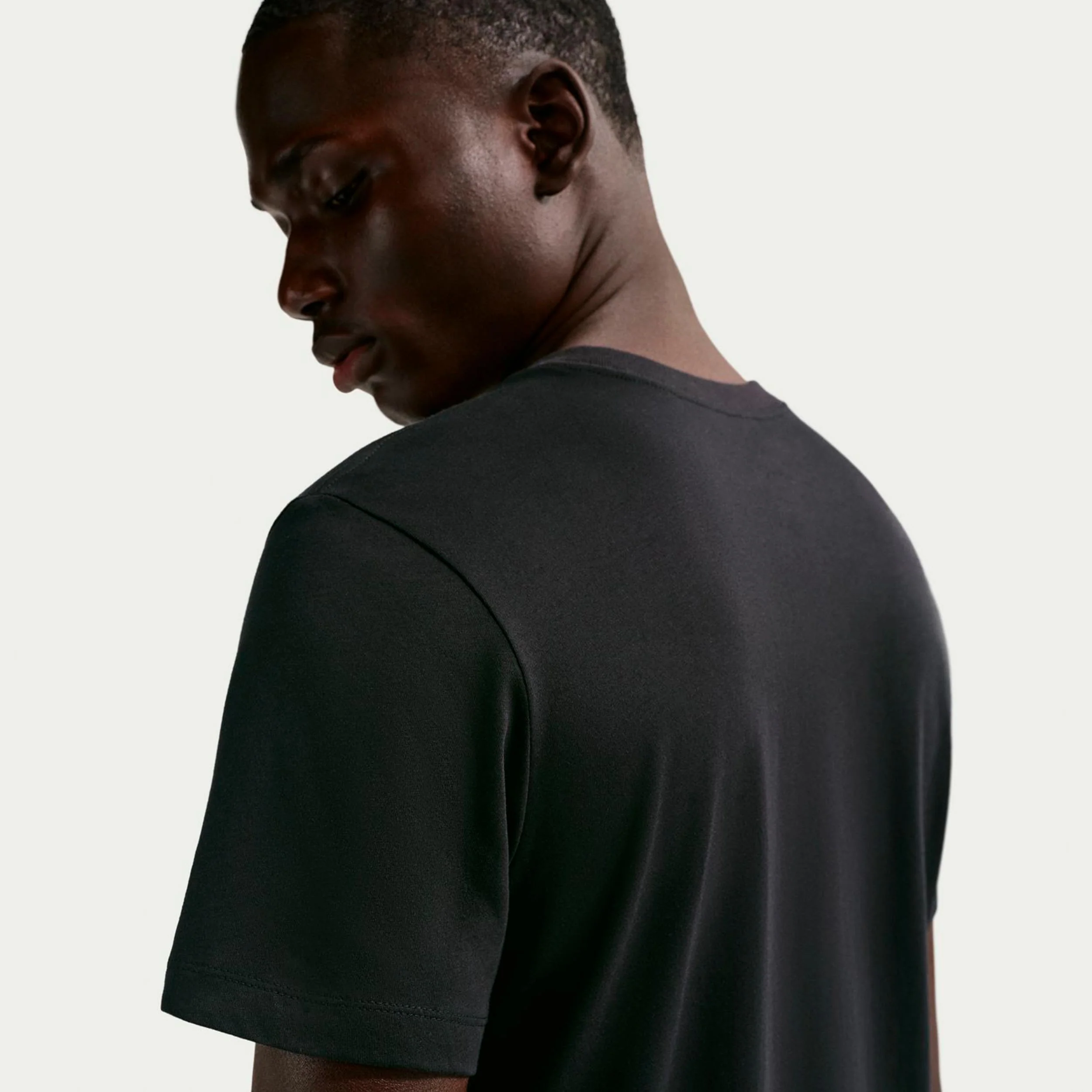 Court Heritage T-Shirt Herren-schwarz - Image 4