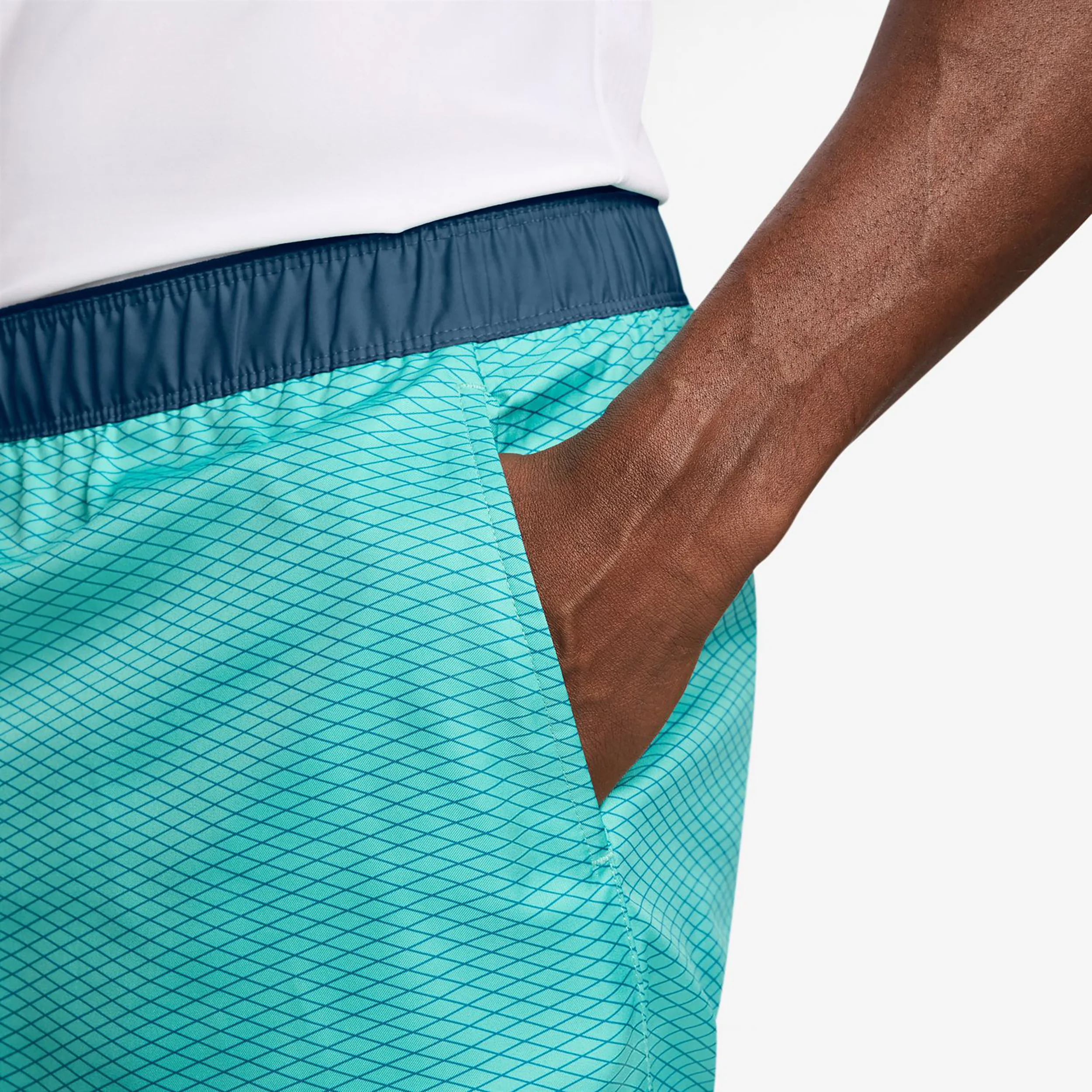 Court Victory Dri-Fit 7in Aop Shorts Herren - türkis, petrol - Image 4
