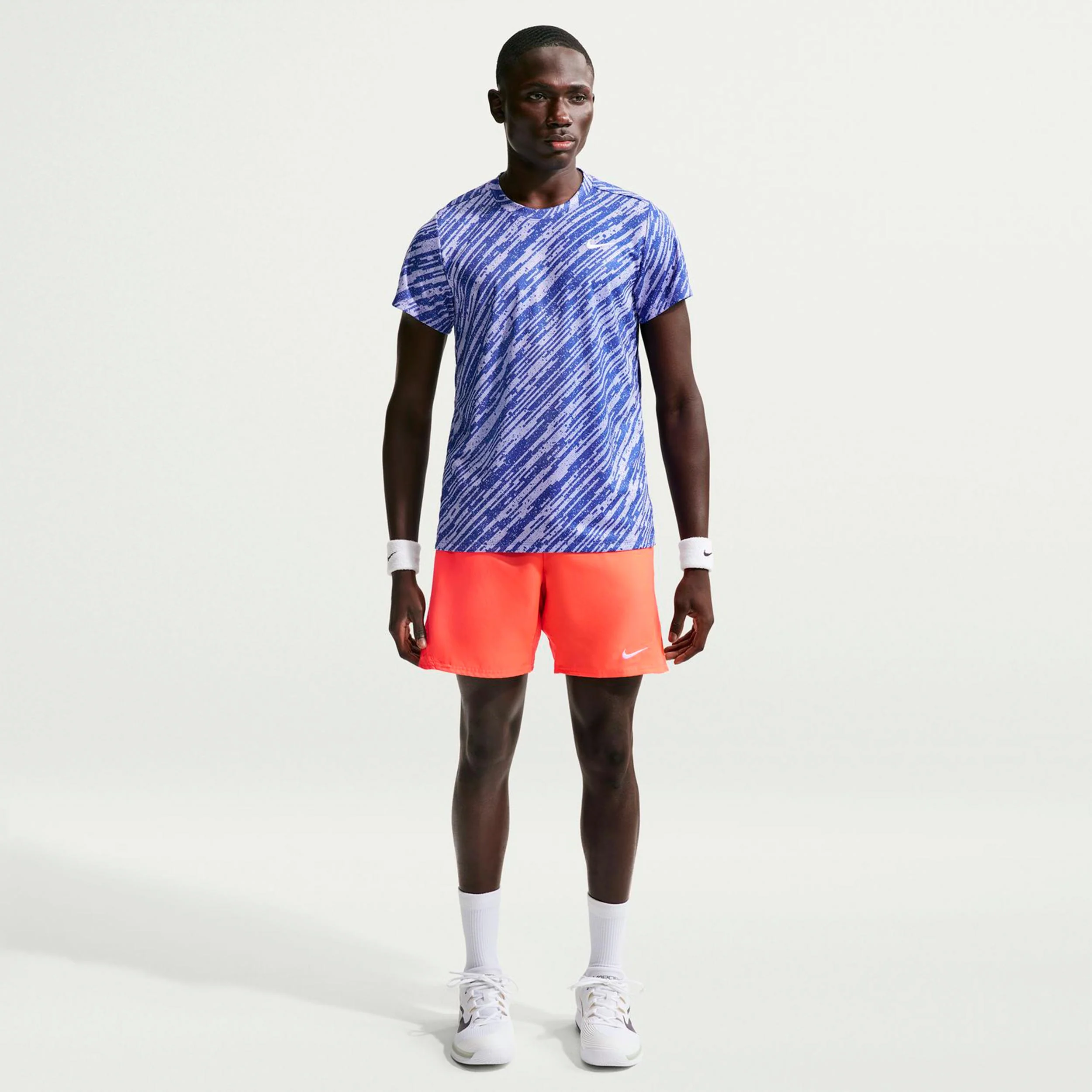 Court Victory Dri-Fit 7in Shorts Herren - orange, orange - Image 2