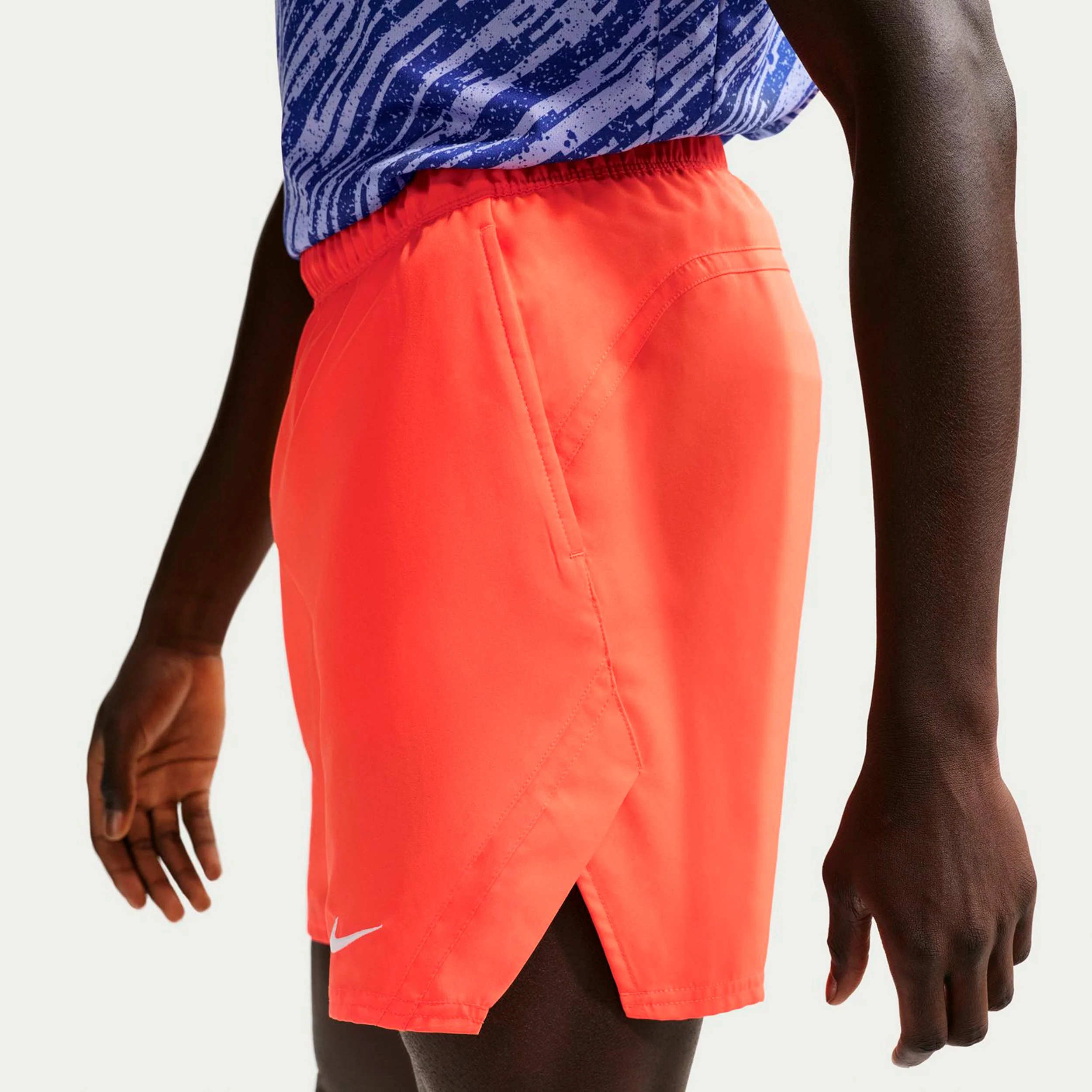 Court Victory Dri-Fit 7in Shorts Herren - orange, orange - Image 4