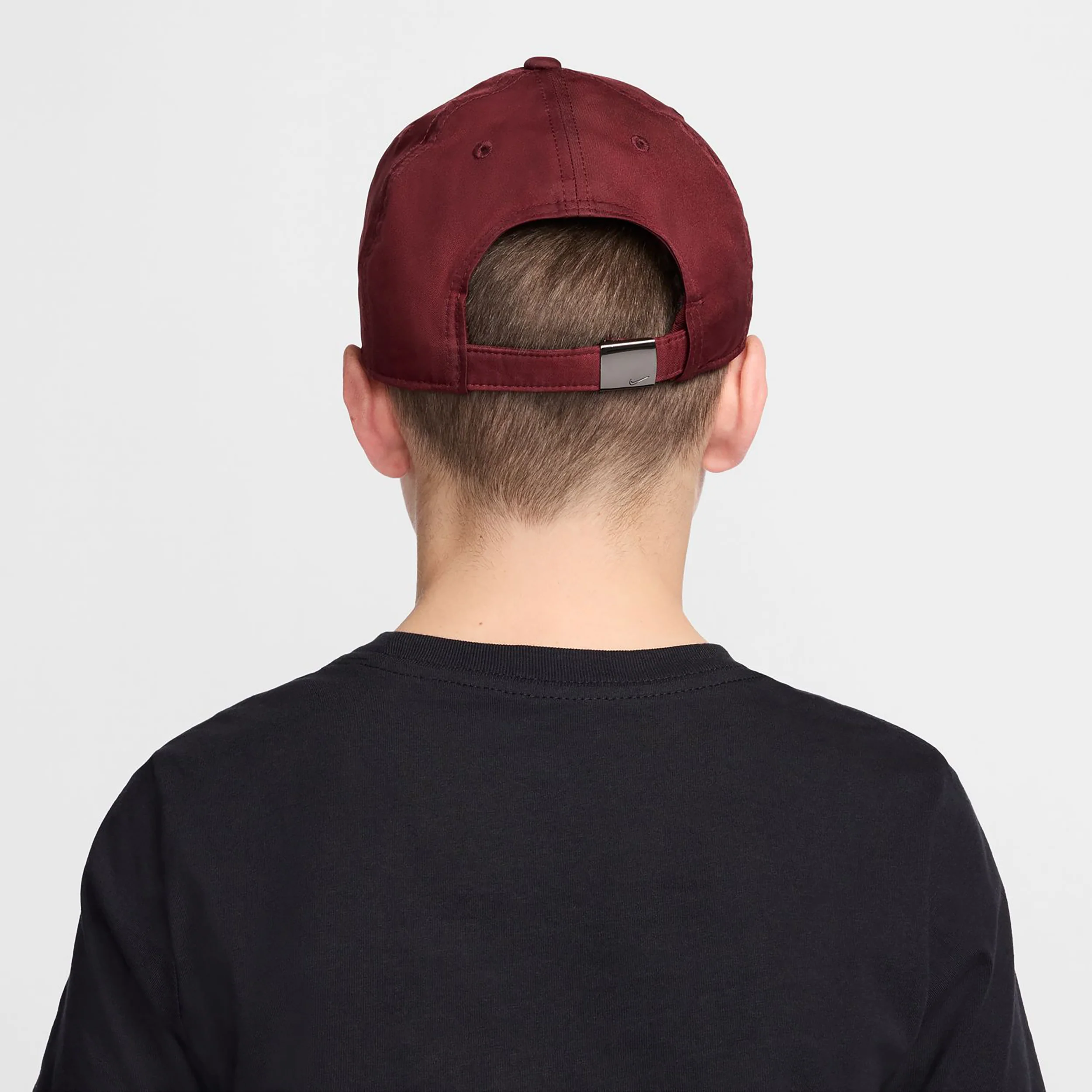 Dri-FIT Club Metal Swoosh Cap Kinder-weinrot - Image 2