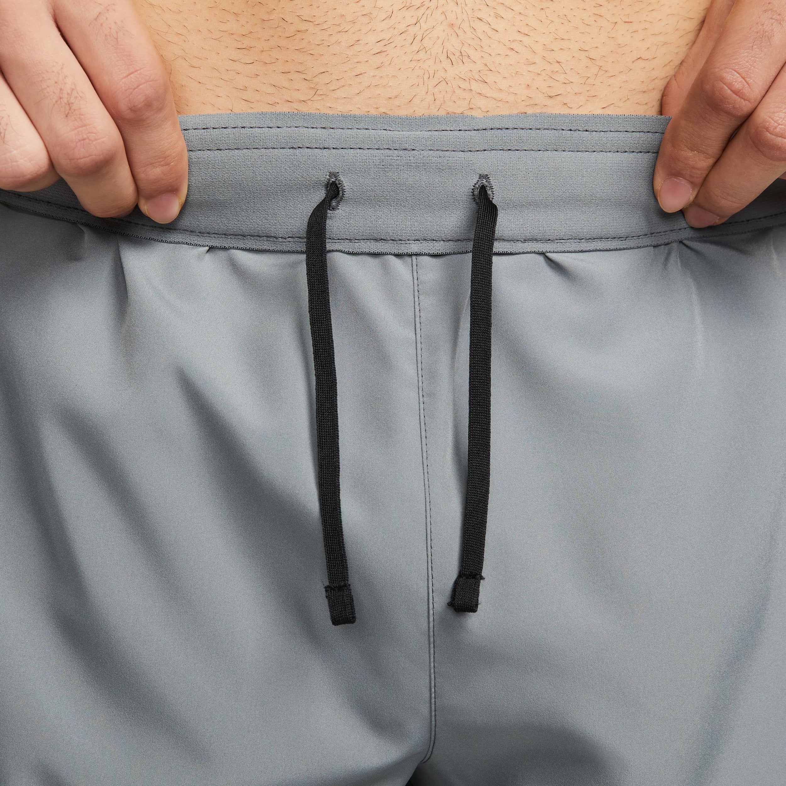 Dri-Fit Dri-Fit Challenger 7in Unlined Versatile Shorts Herren - grau, - Image 8