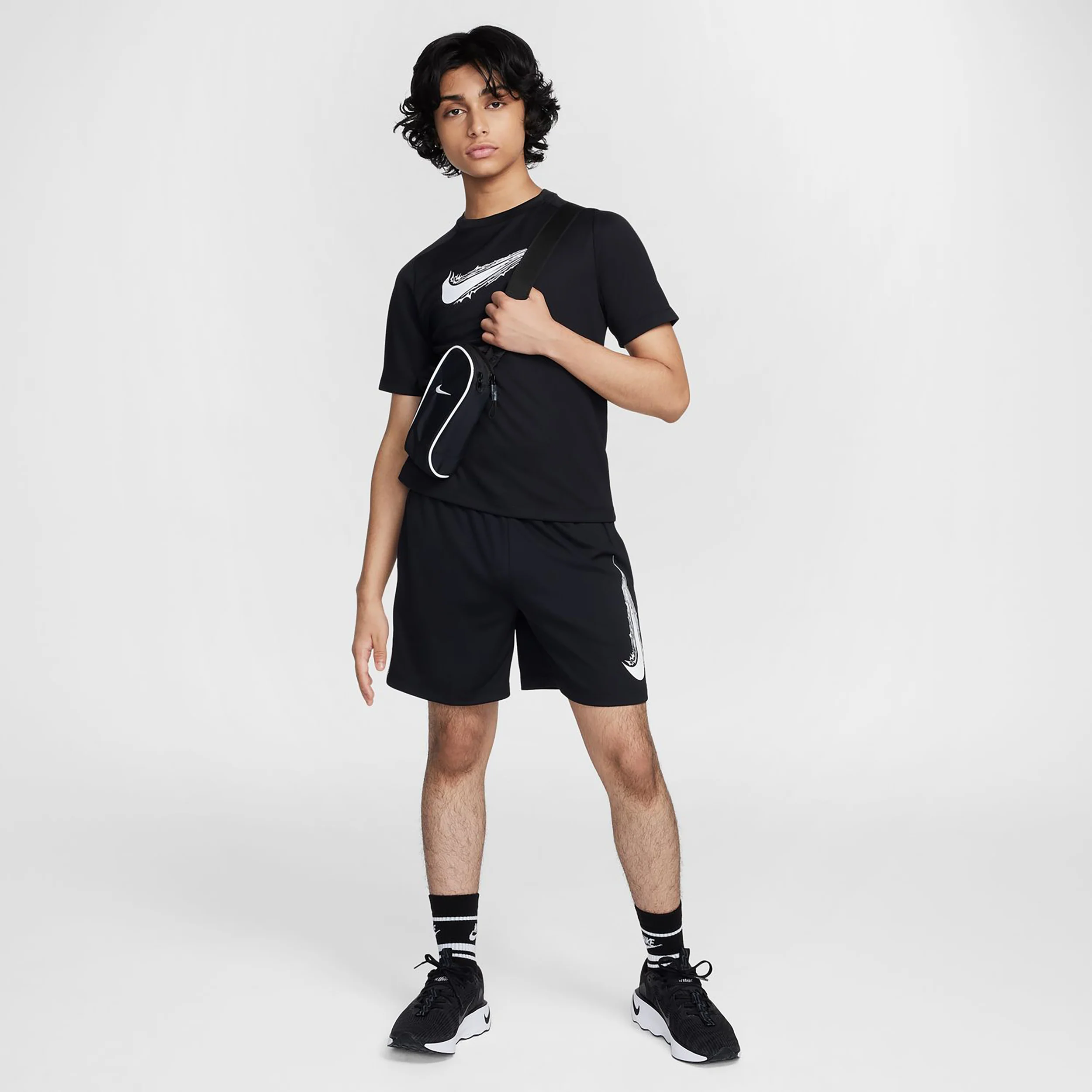 Dri-Fit Multi Shorts Kinder-Schwarz - Image 7