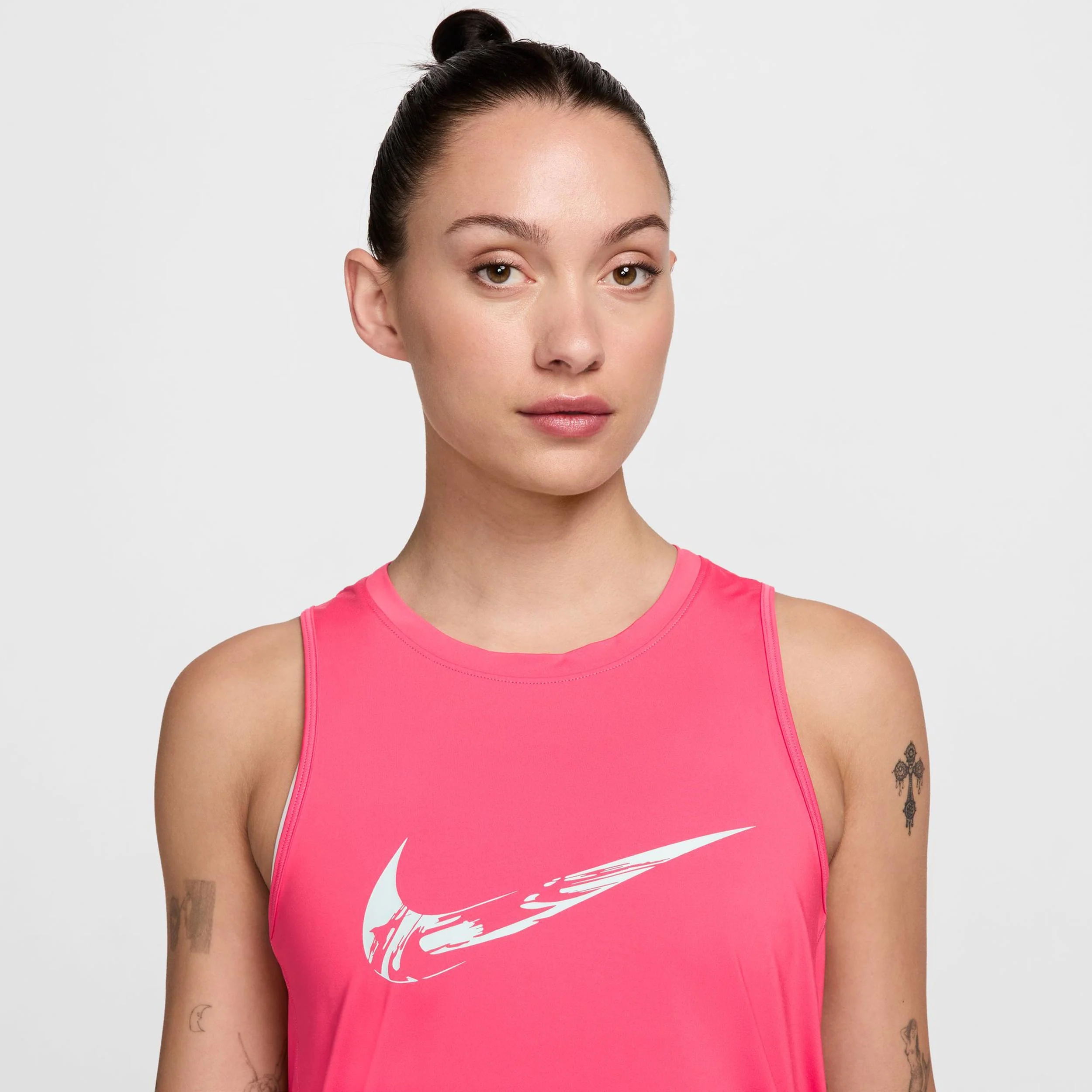 Dri-Fit One Swoosh Laufshirt Damen-Berry - Image 7