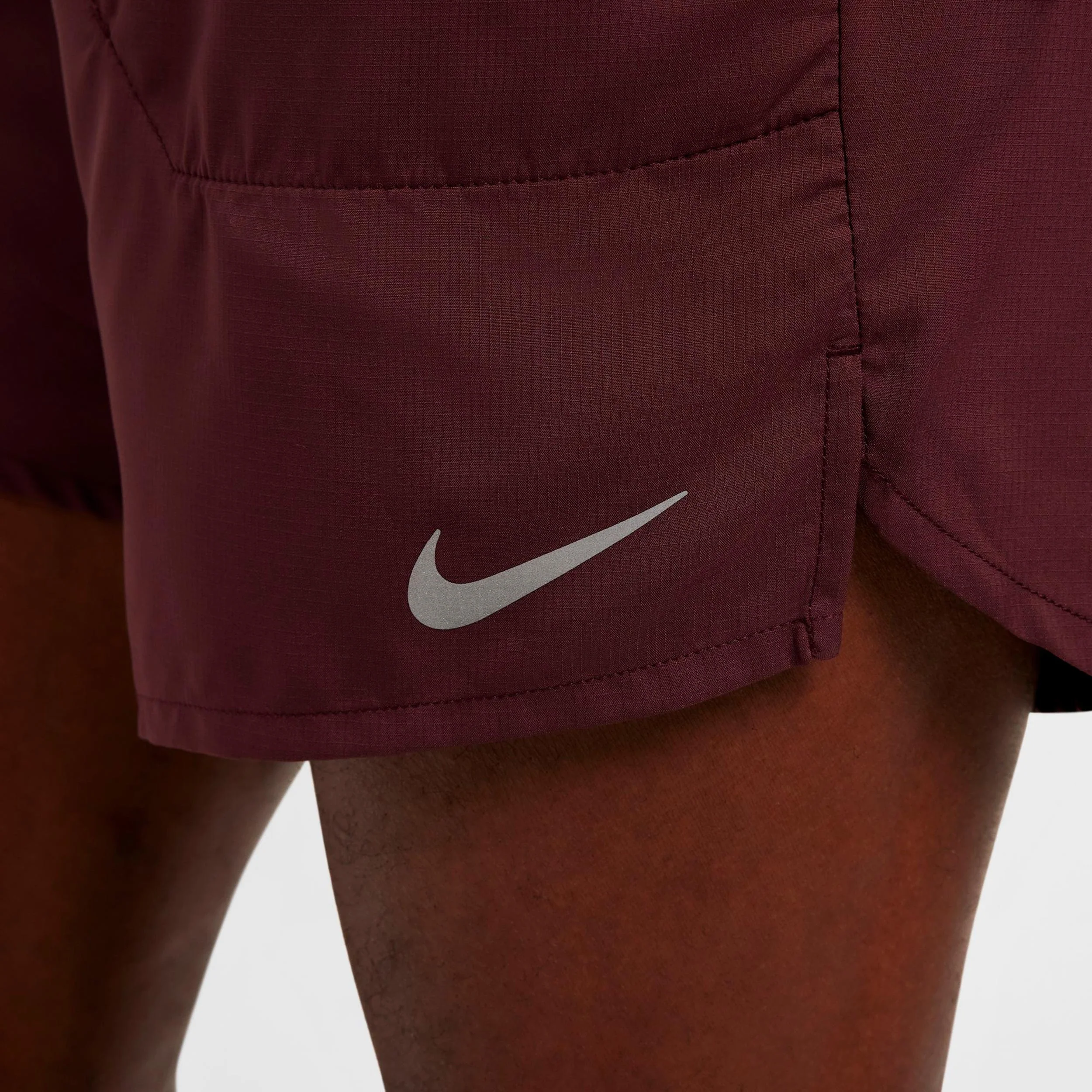 Dri-Fit Stride 7in Brief-Lined Shorts - dunkelrot, schwarz - Image 5
