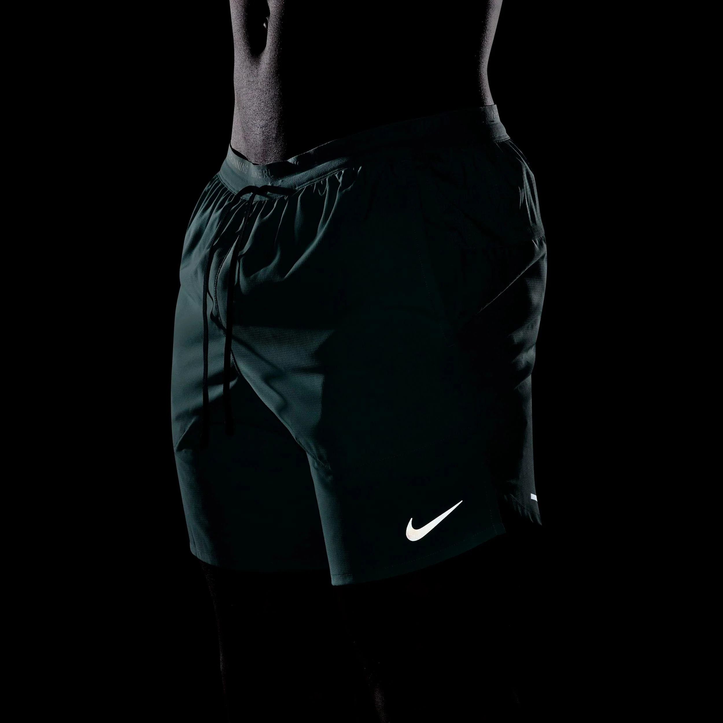 Dri-Fit Stride 7in Brief-Lined Shorts - türkis, schwarz - Image 6