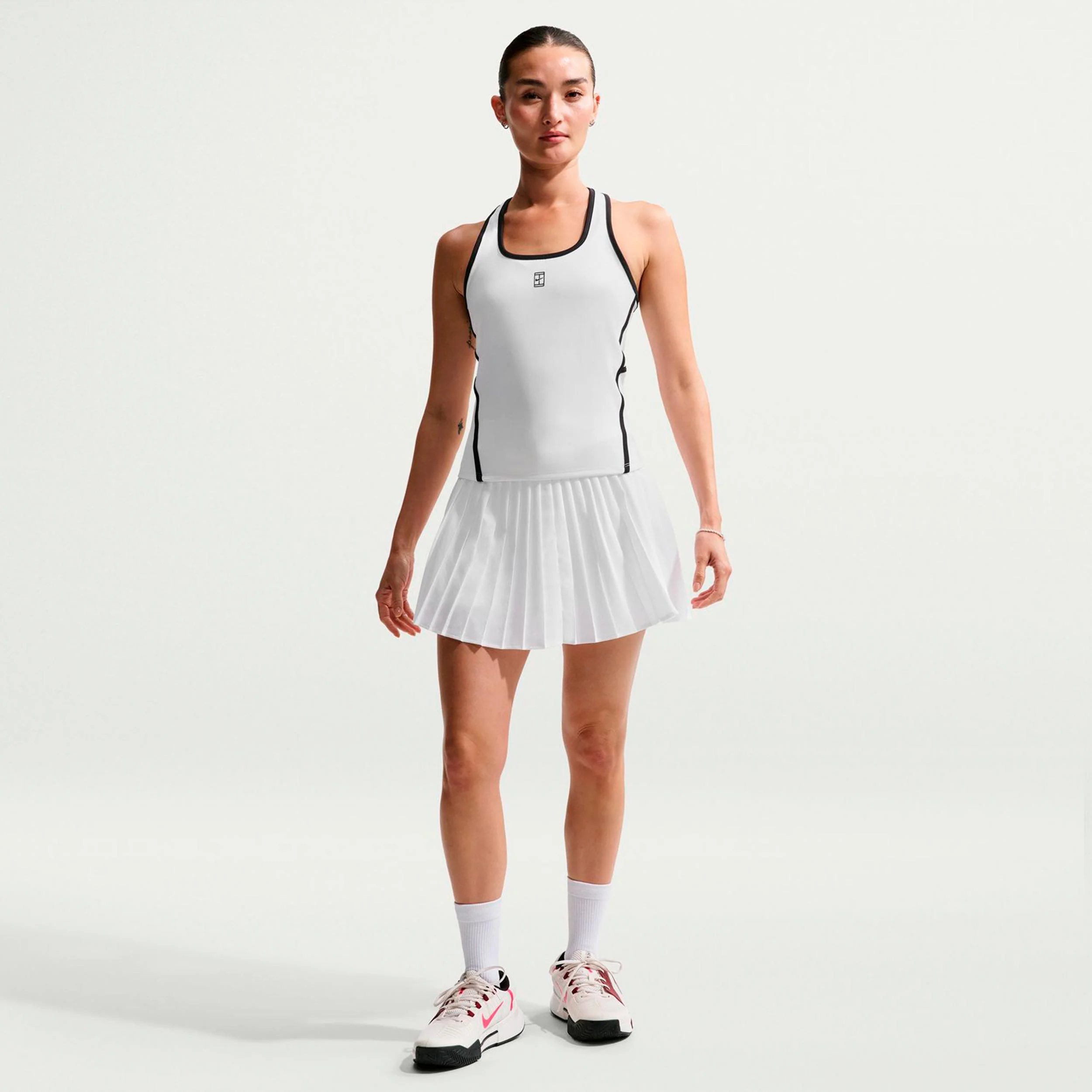 Dri-Fit Victory High Rise Pleated Rock Damen-weiß - Image 2