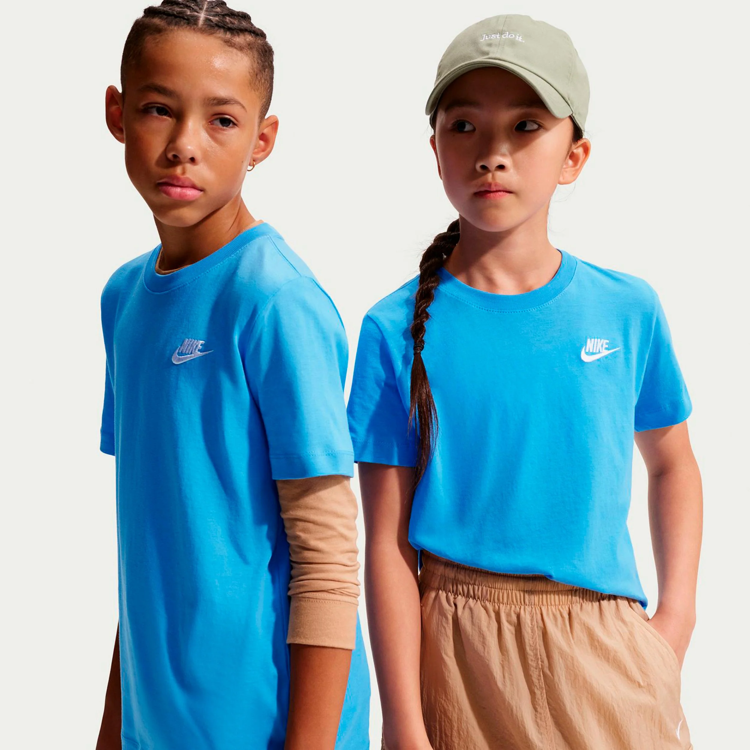 Embroided Futura T-Shirt Kinder-blau - Image 6