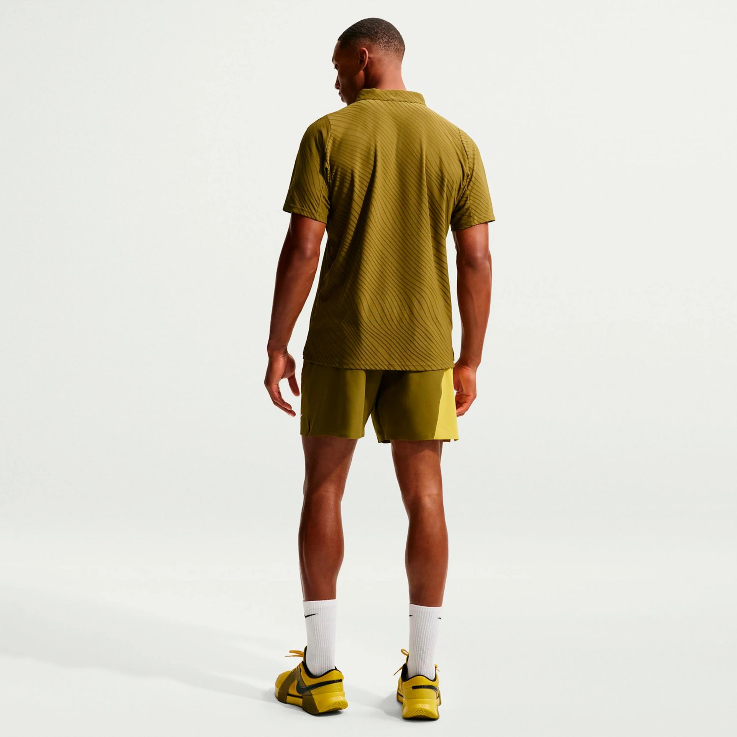 Jannik Sinner Court Dri-Fit Advantage Slam Polo Herren-oliv, weiß - Image 3