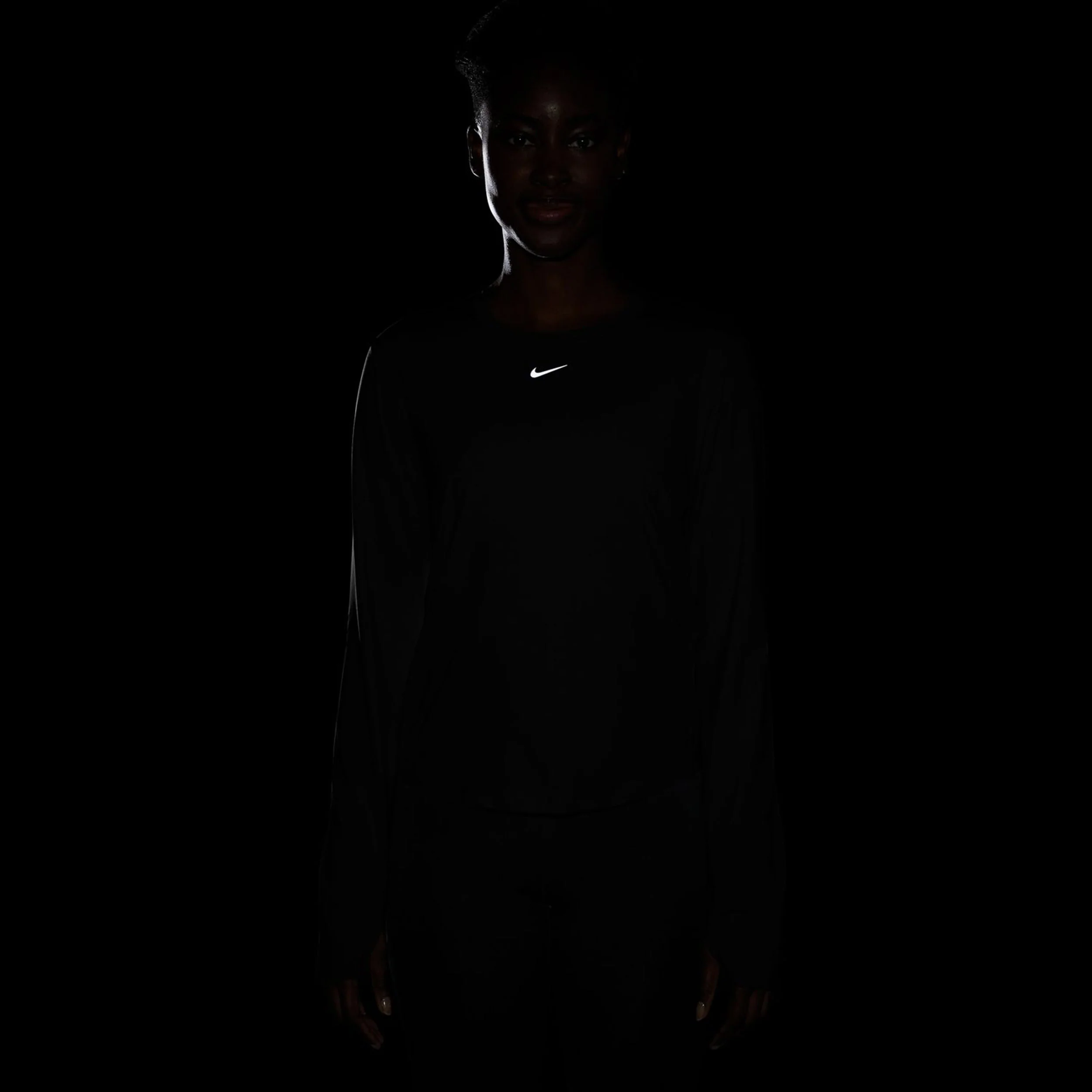 One Classic Dri-Fit Longsleeve Damen-Schwarz - Image 9