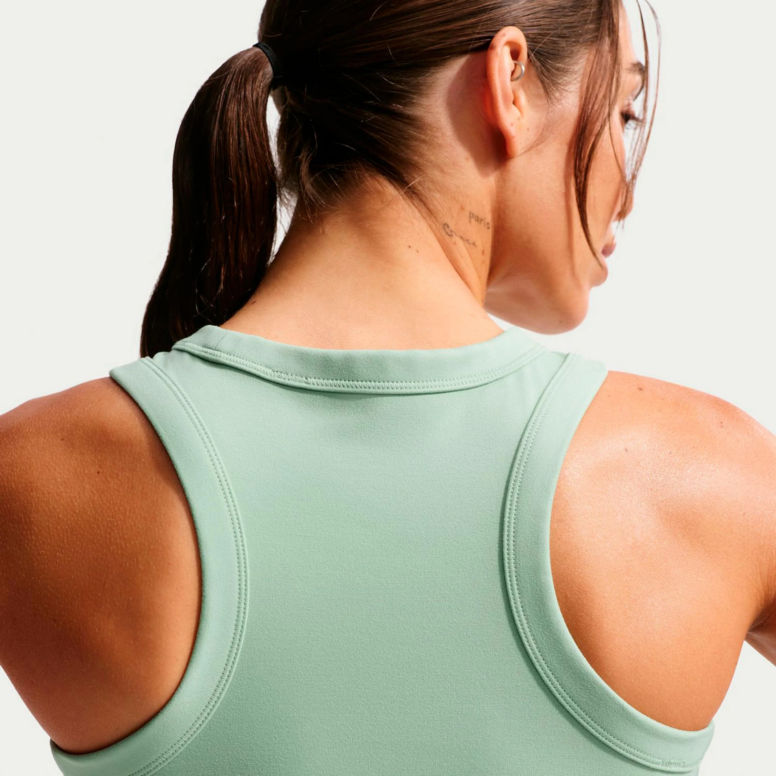 One Fitted Dri-Fit Crop Tank-Top Damen - salbei - Image 4