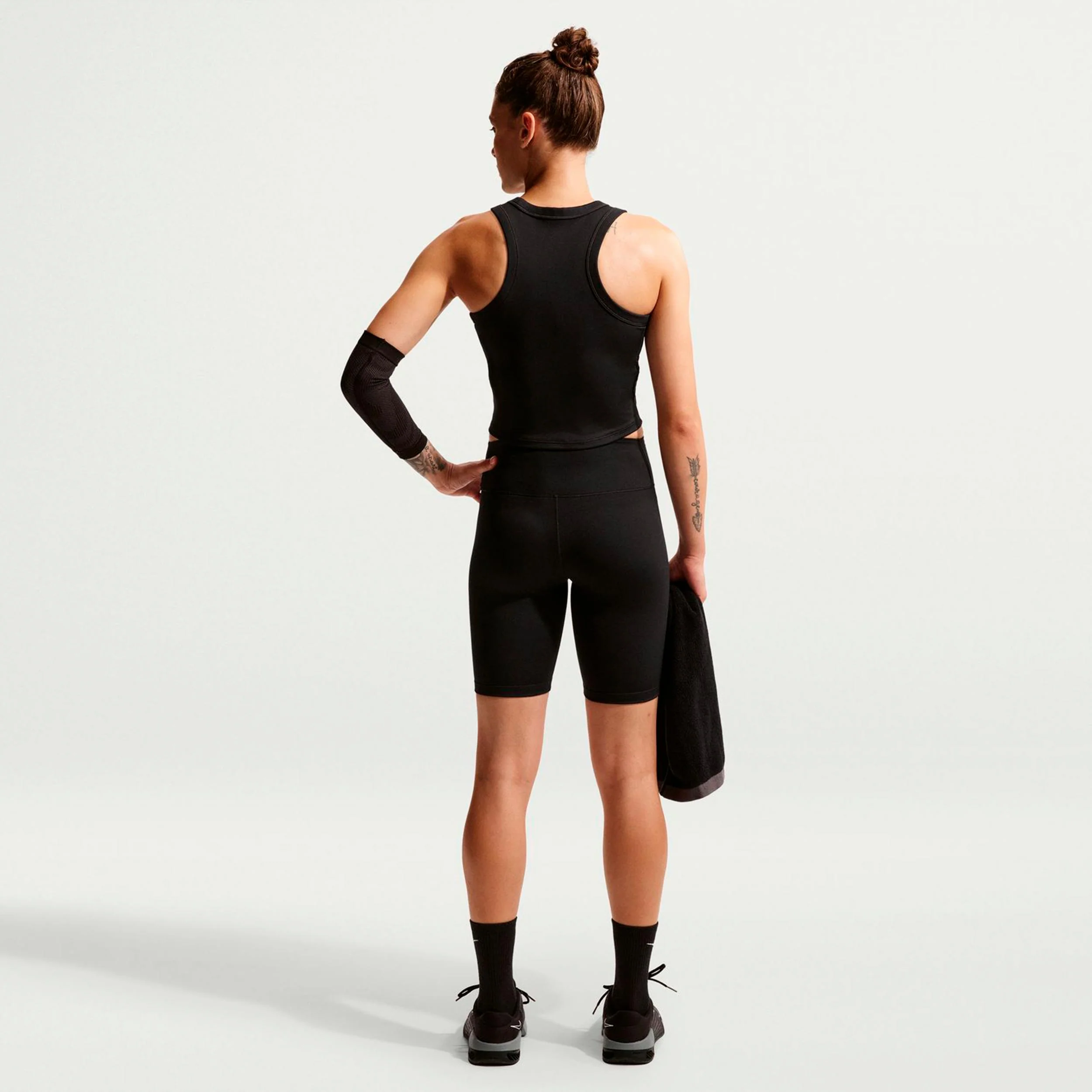 One Fitted Dri-Fit Crop Tank-Top Damen - schwarz - Image 3