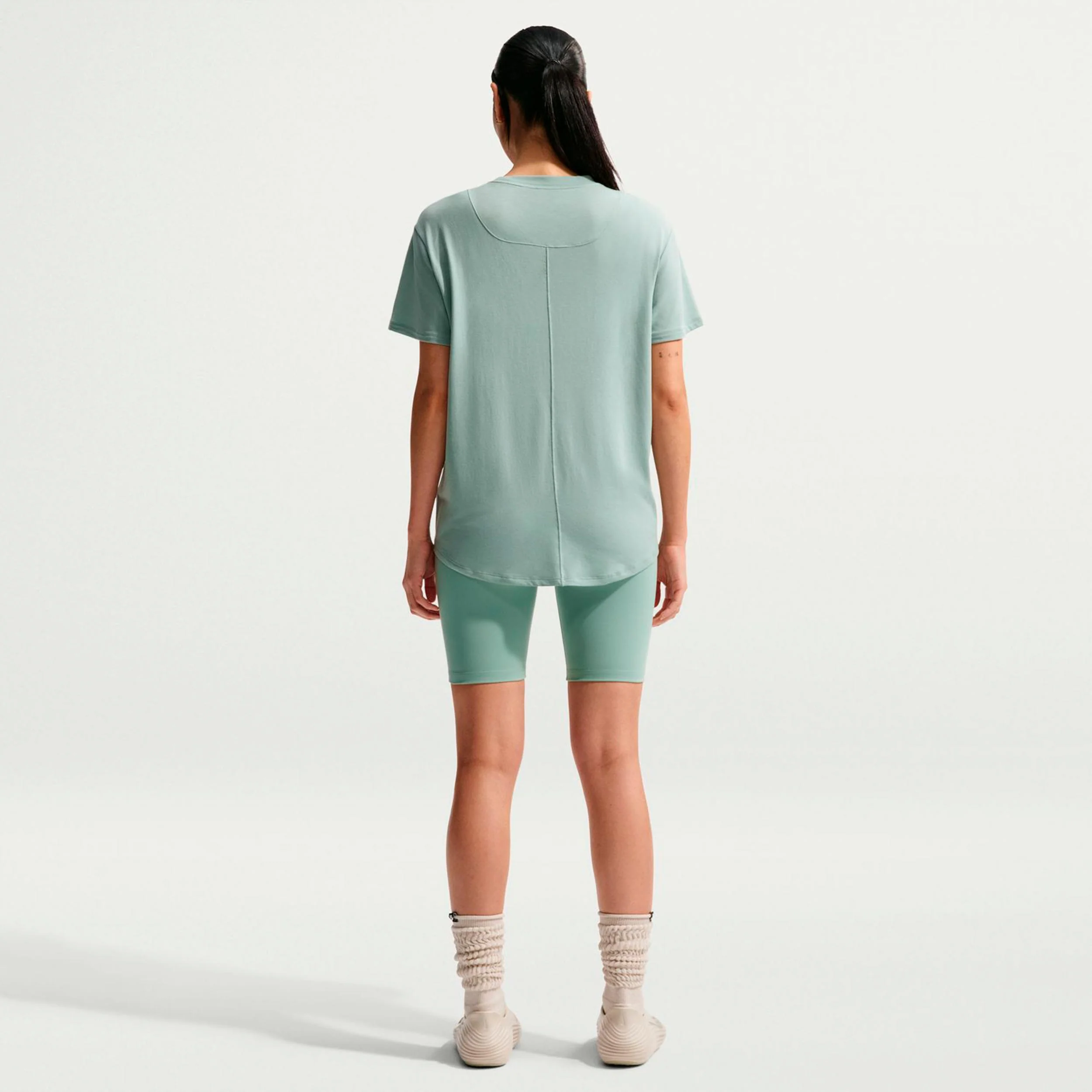One Relaxed Dri-Fit T-Shirt Damen - salbei - Image 3